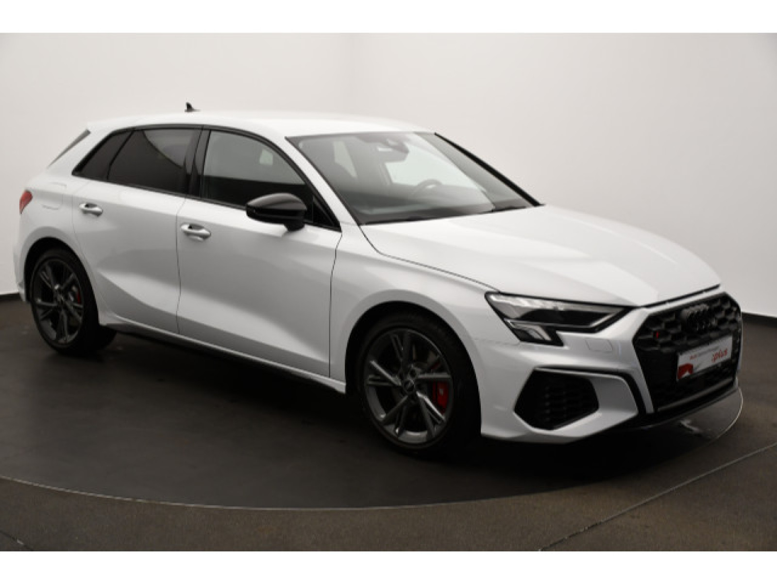 diagonal-frontansicht-aussen diagonal-frontansicht-aussen