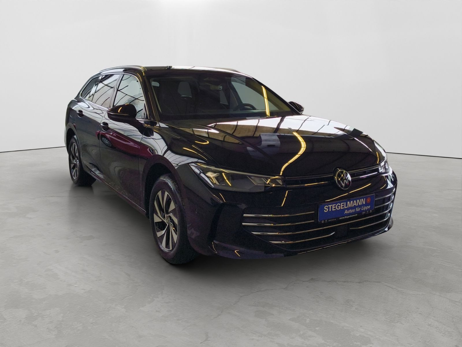 Volkswagen - Passat_8