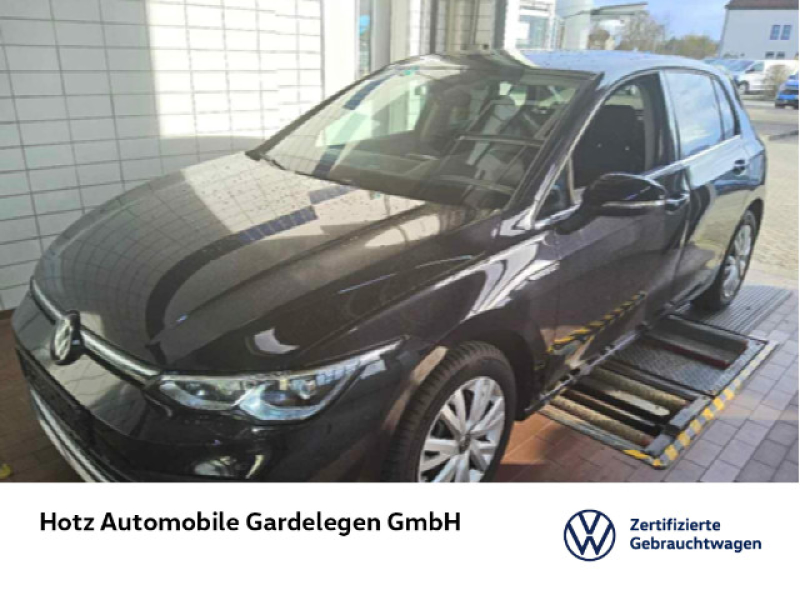 diagonal-frontansicht-aussen