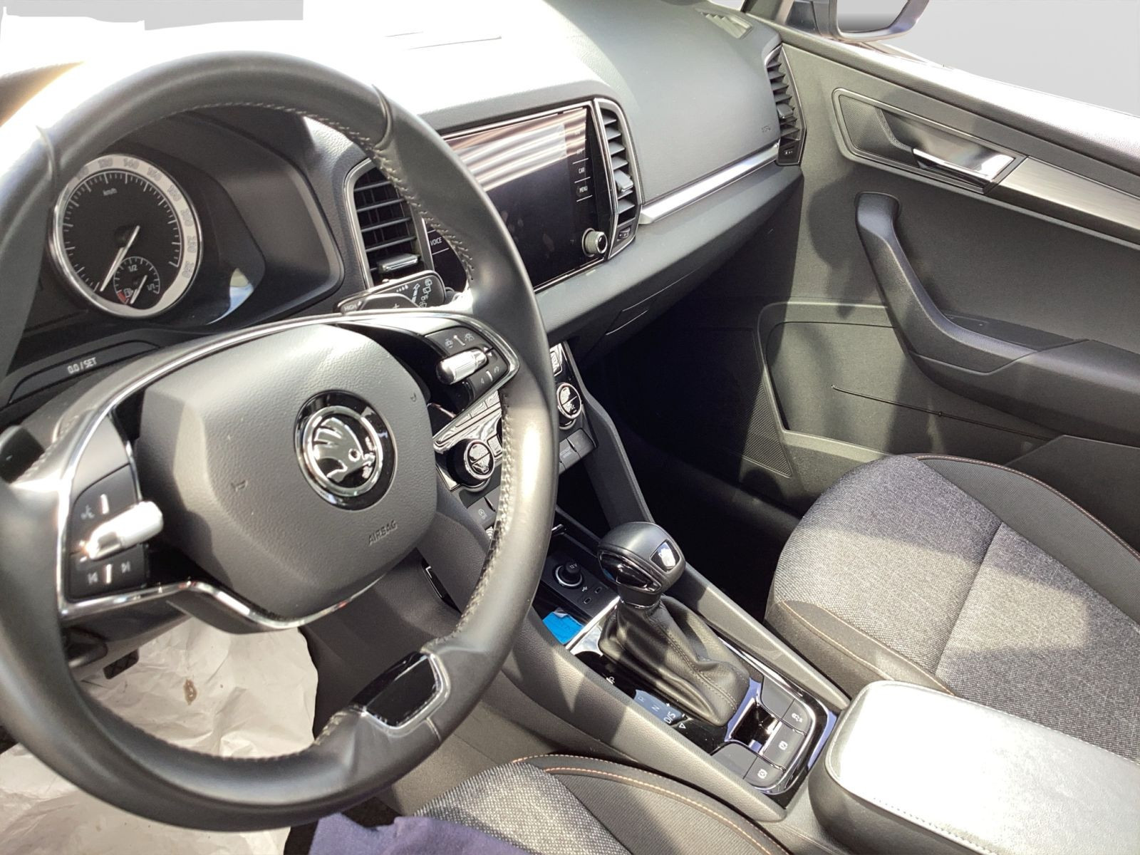 Škoda - Karoq_19