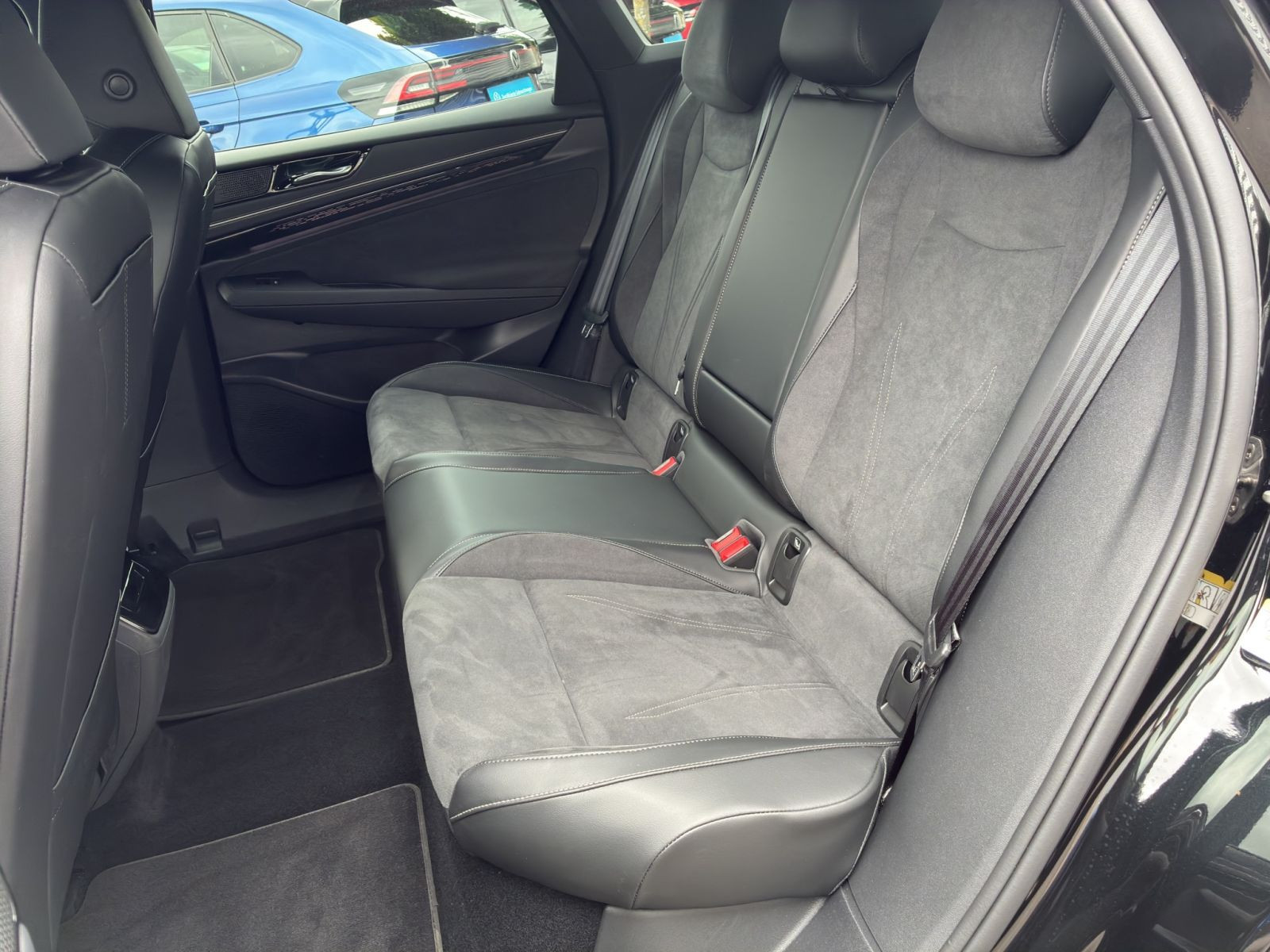 Volkswagen - ID.7_13