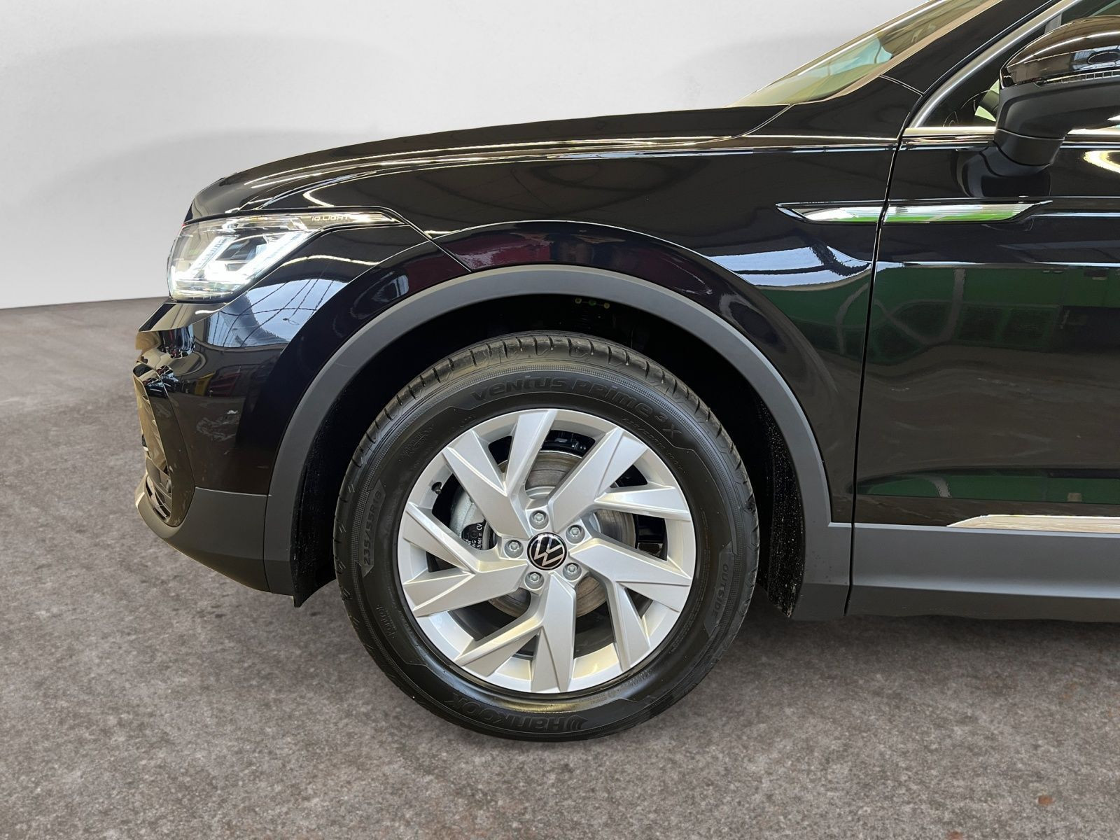 Volkswagen - Tiguan_17