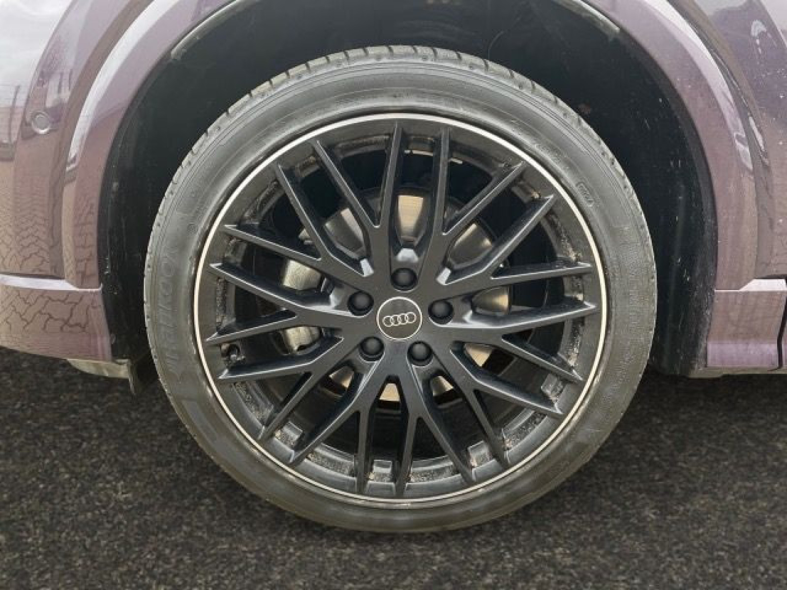 Audi - Q2_15