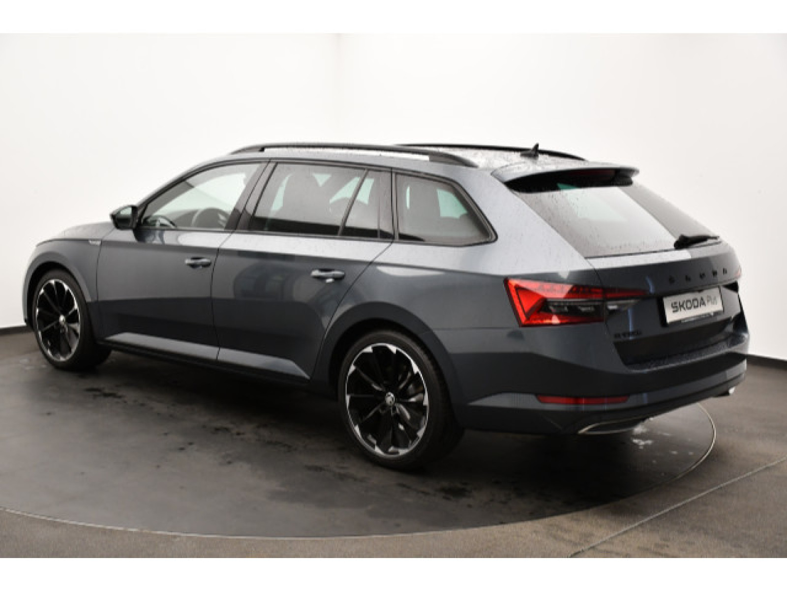 diagonalansicht-hinten-aussen