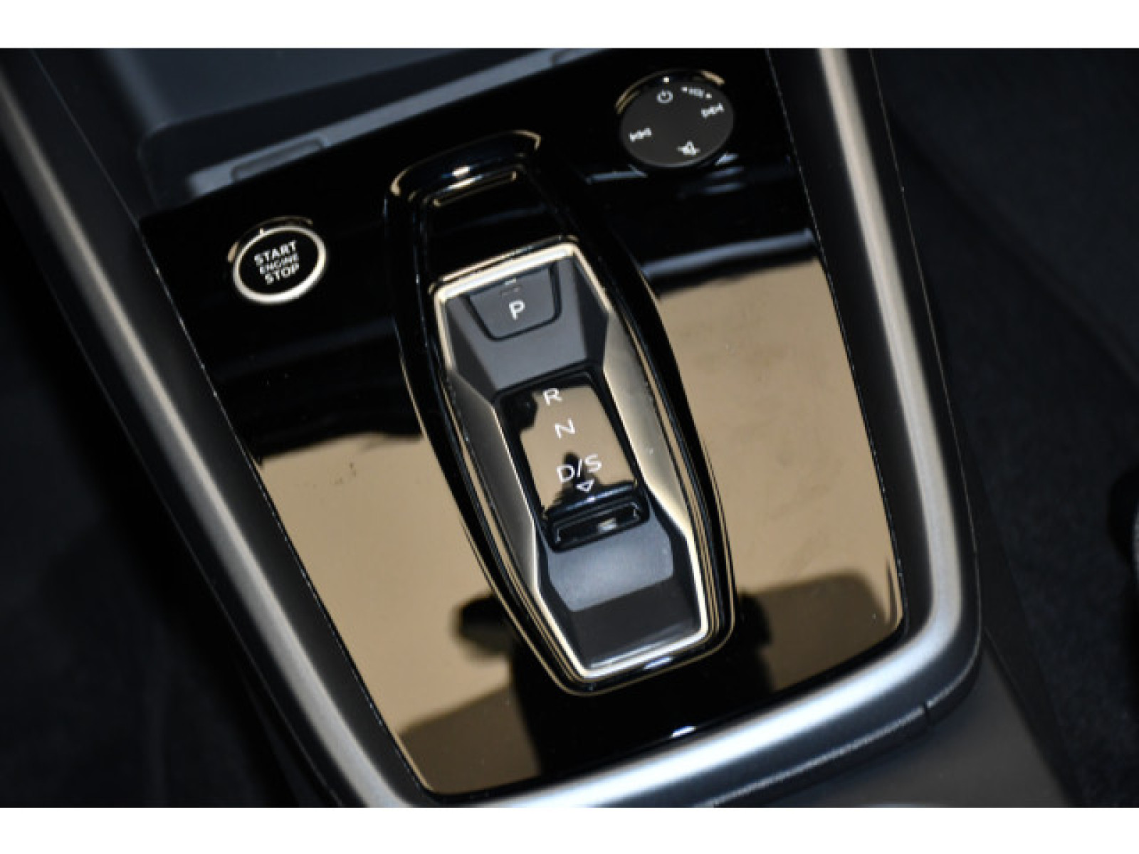 Audi - A3 Limousine_7
