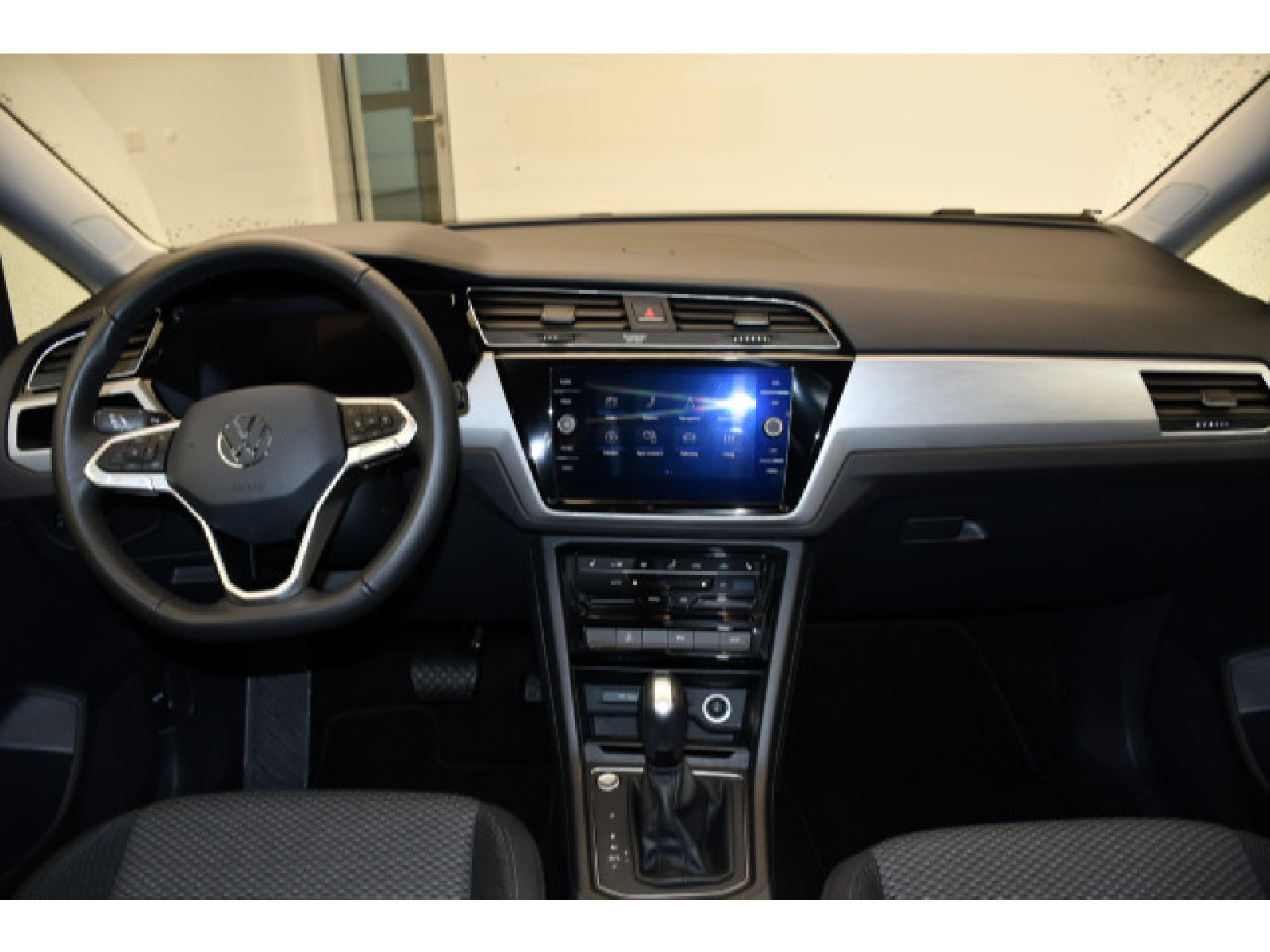 Volkswagen - Touran_4