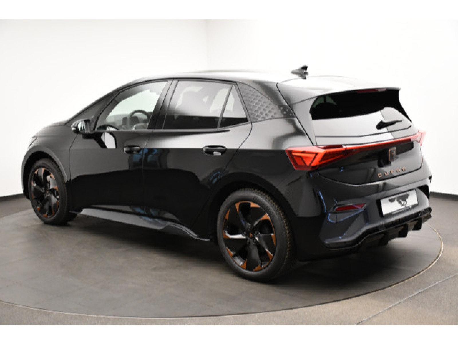 diagonalansicht-hinten-aussen