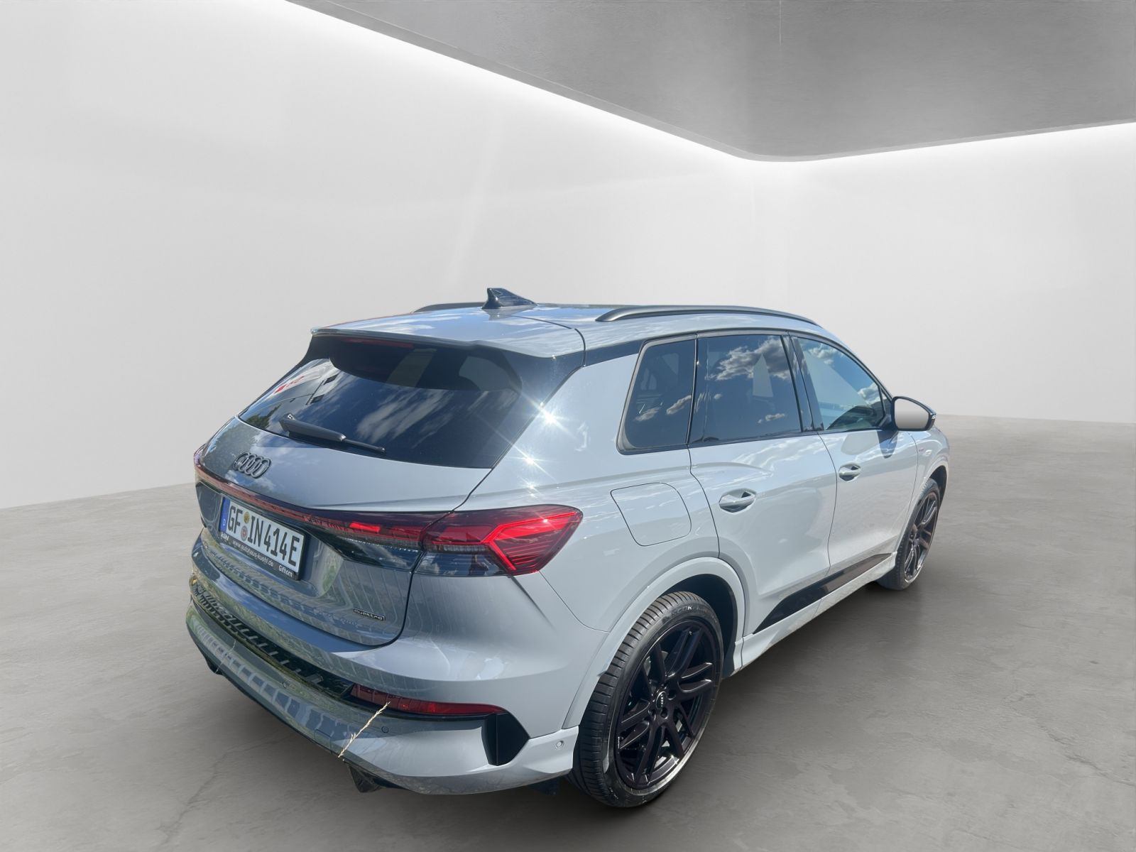 Audi - Q4 e-tron_3