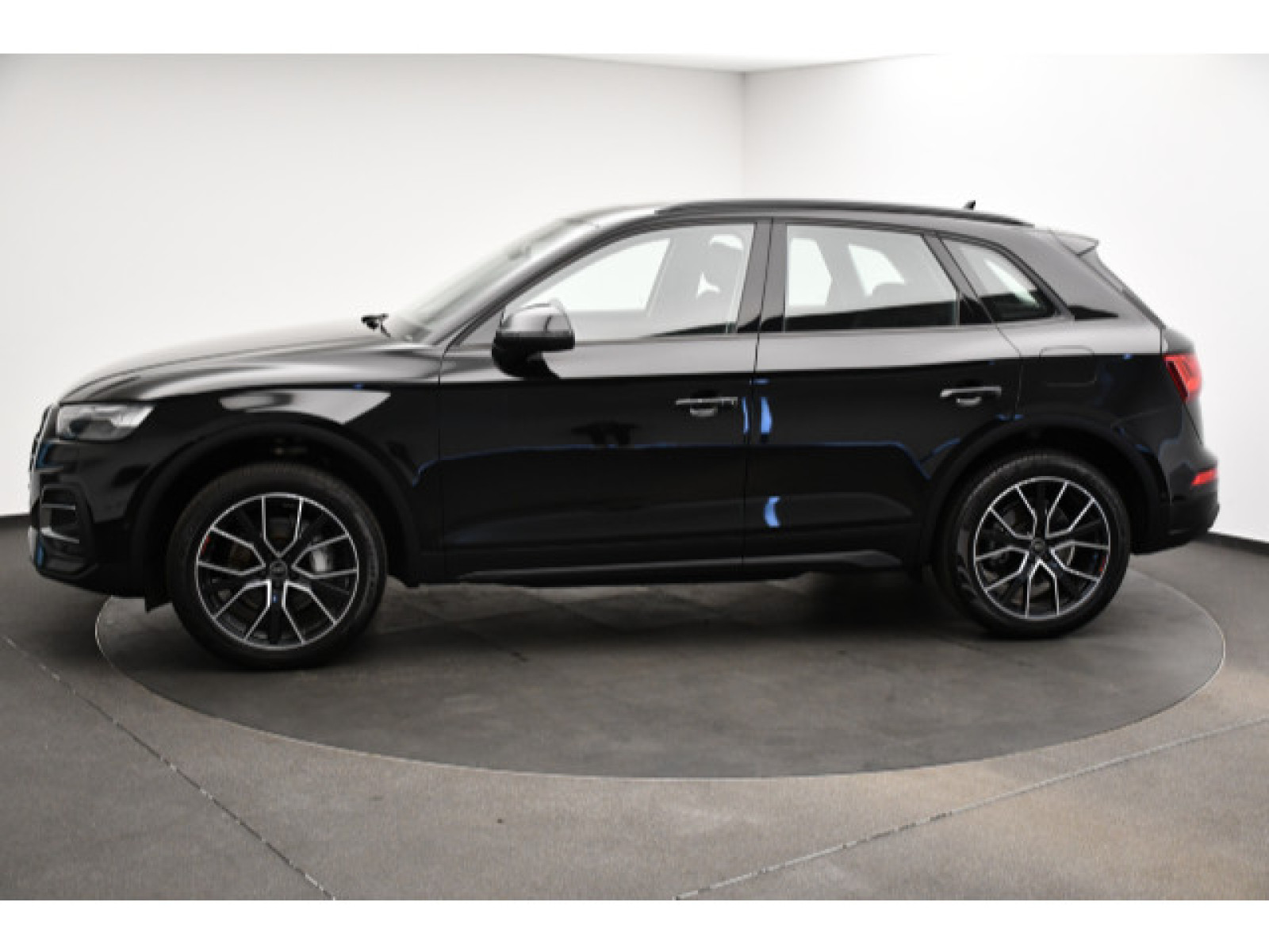 Audi - Q5_19