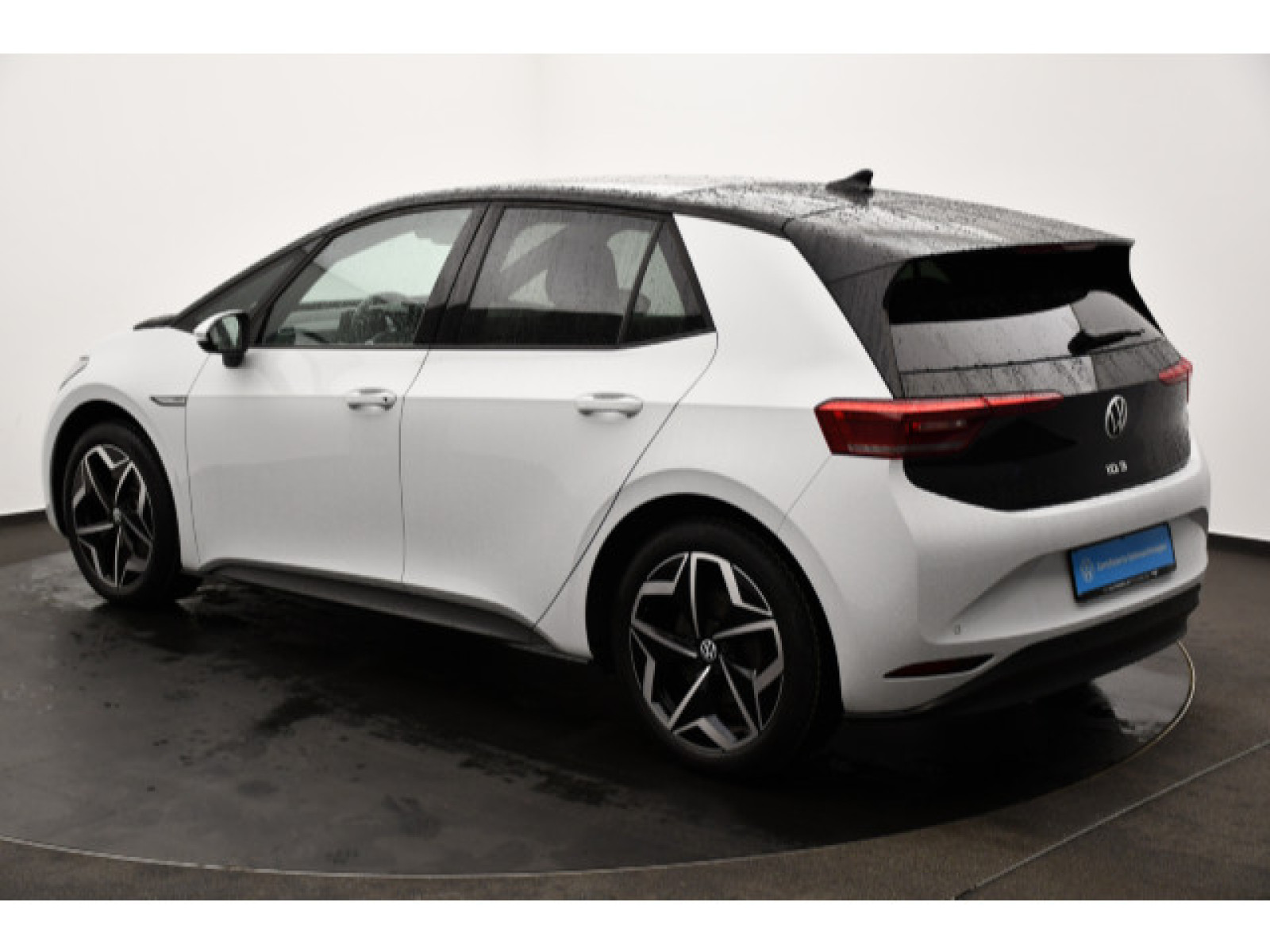 diagonalansicht-hinten-aussen