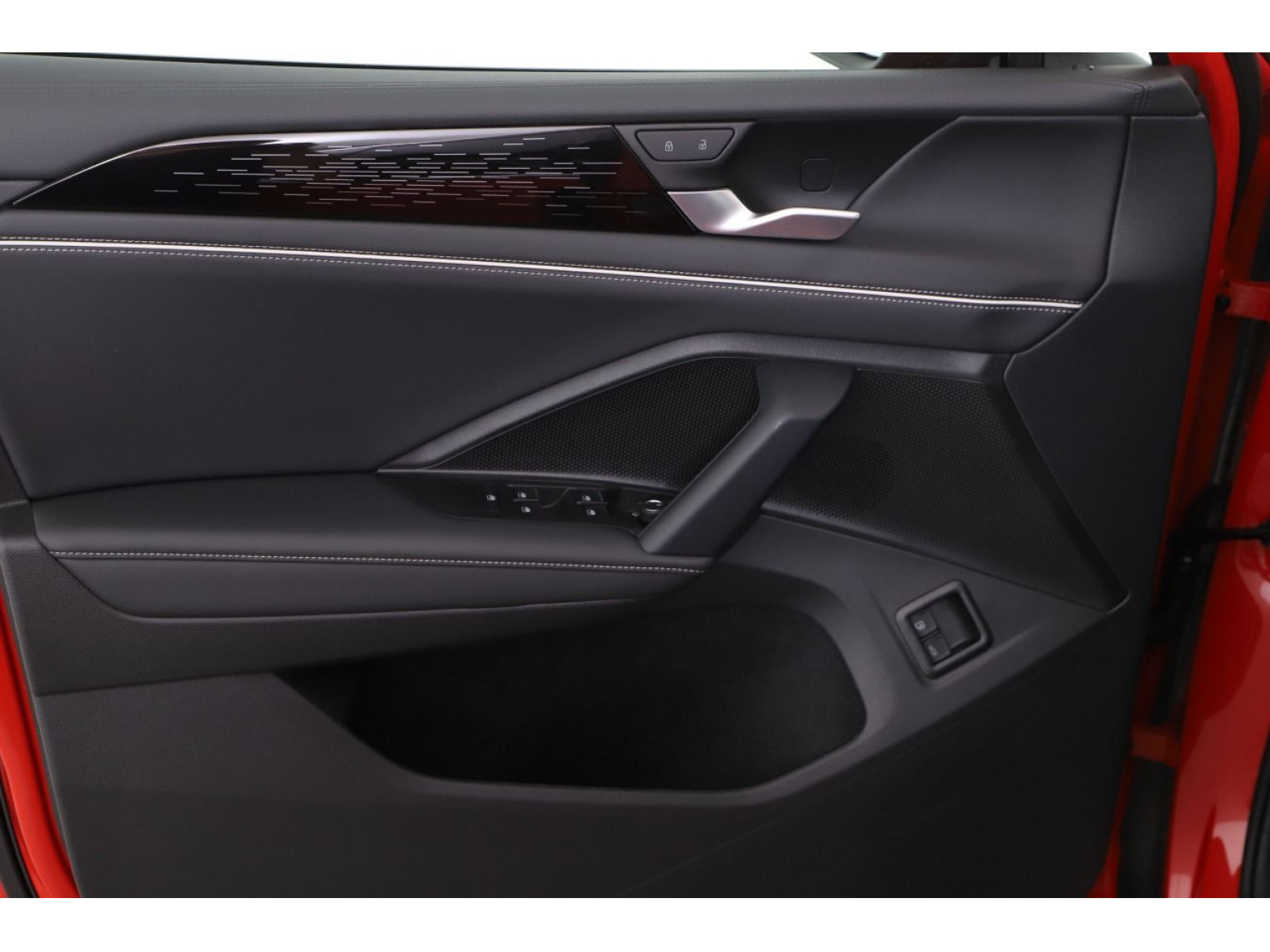 Volkswagen - Tiguan_14