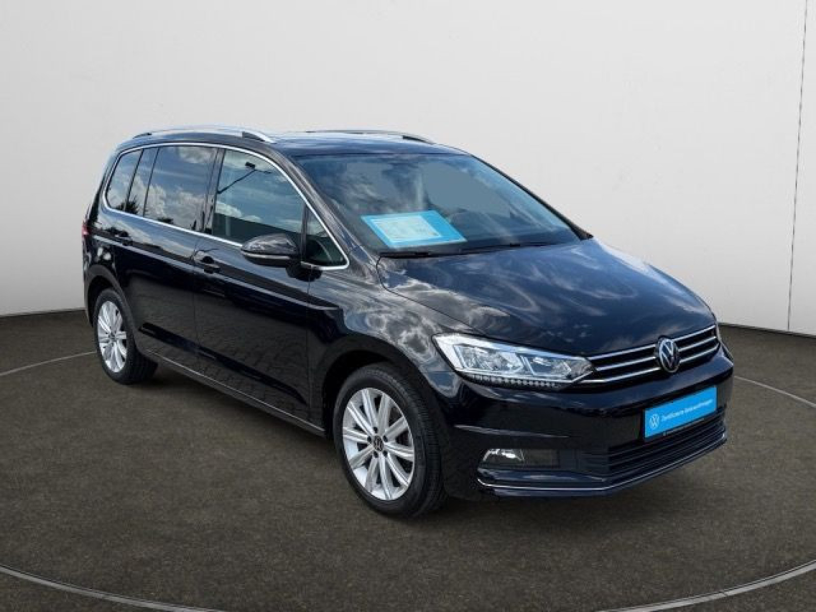 Volkswagen - Touran_7