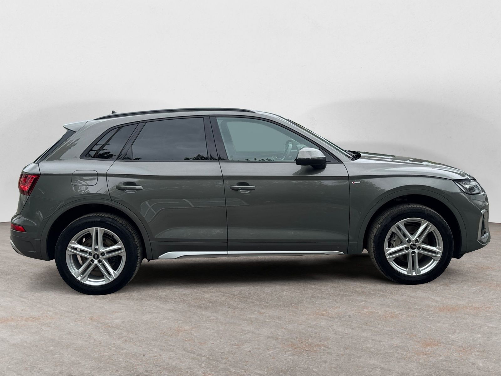 Audi - Q5_7
