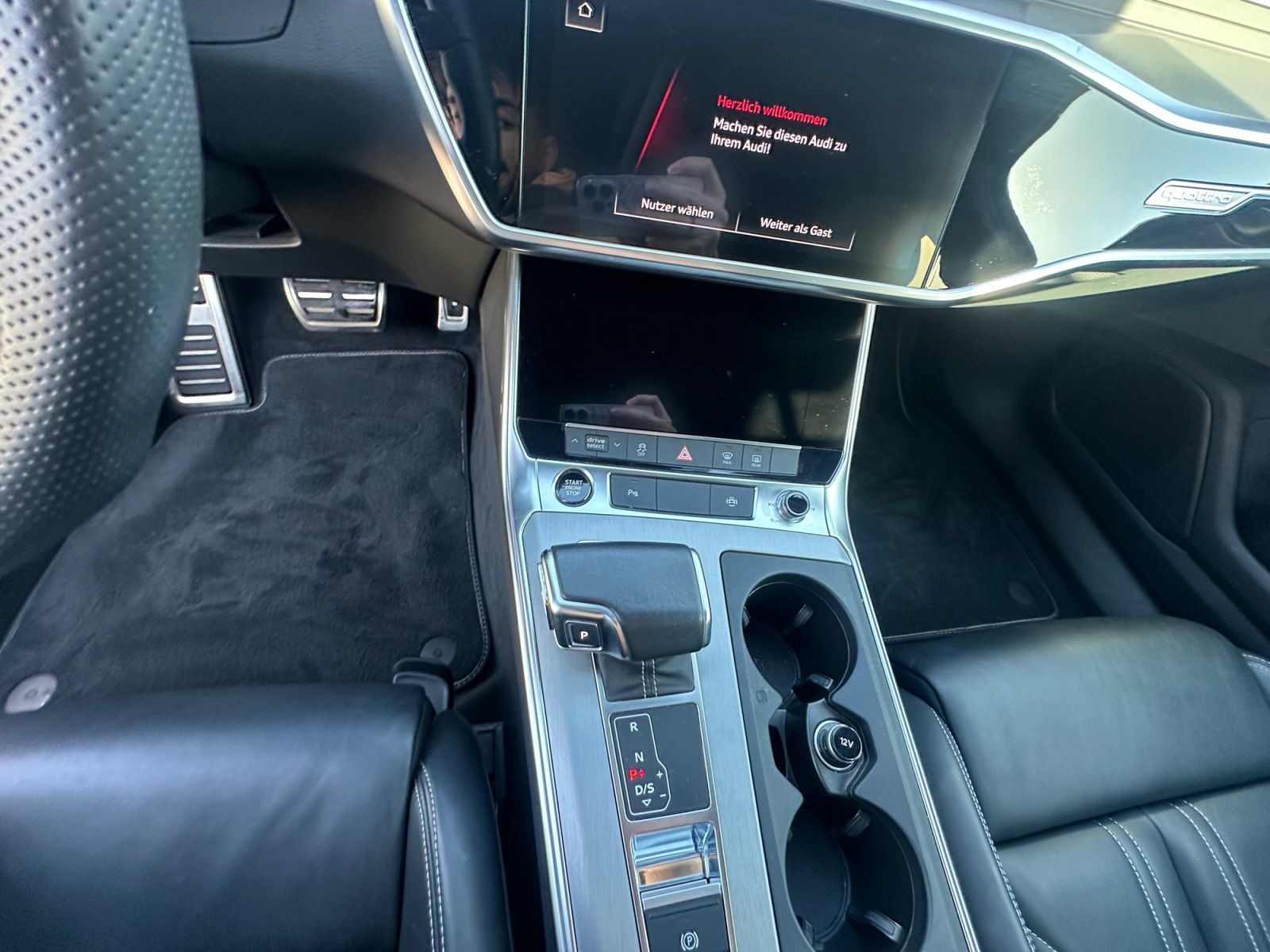 Audi - A6 Avant_12