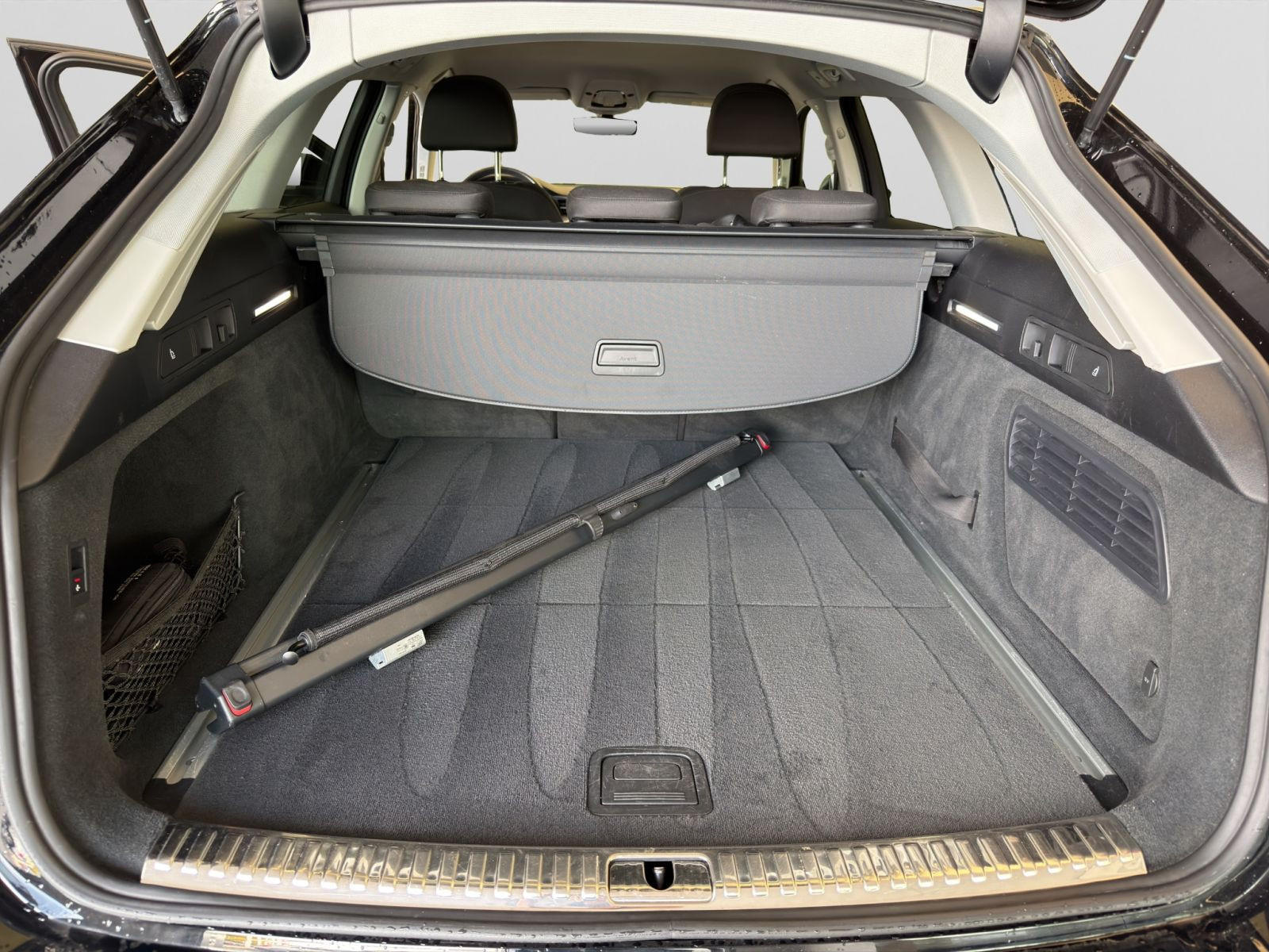 Audi - A6 Avant_17