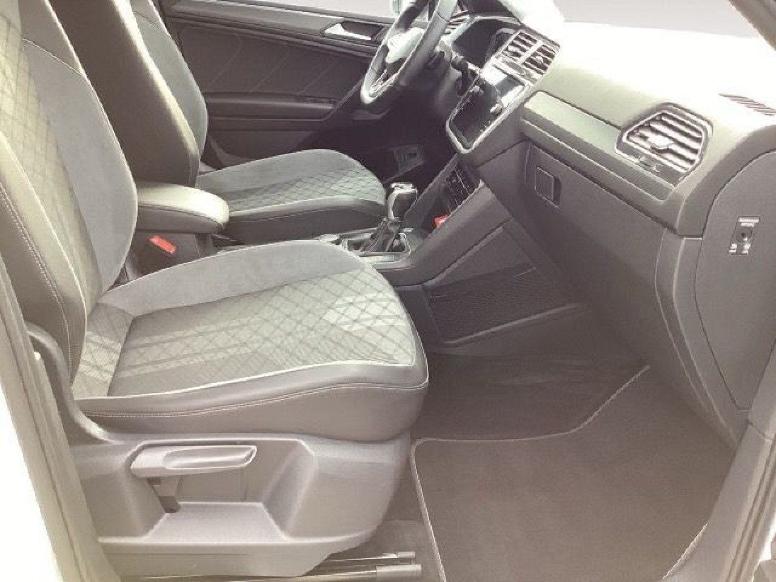 Volkswagen - Tiguan Allspace_15