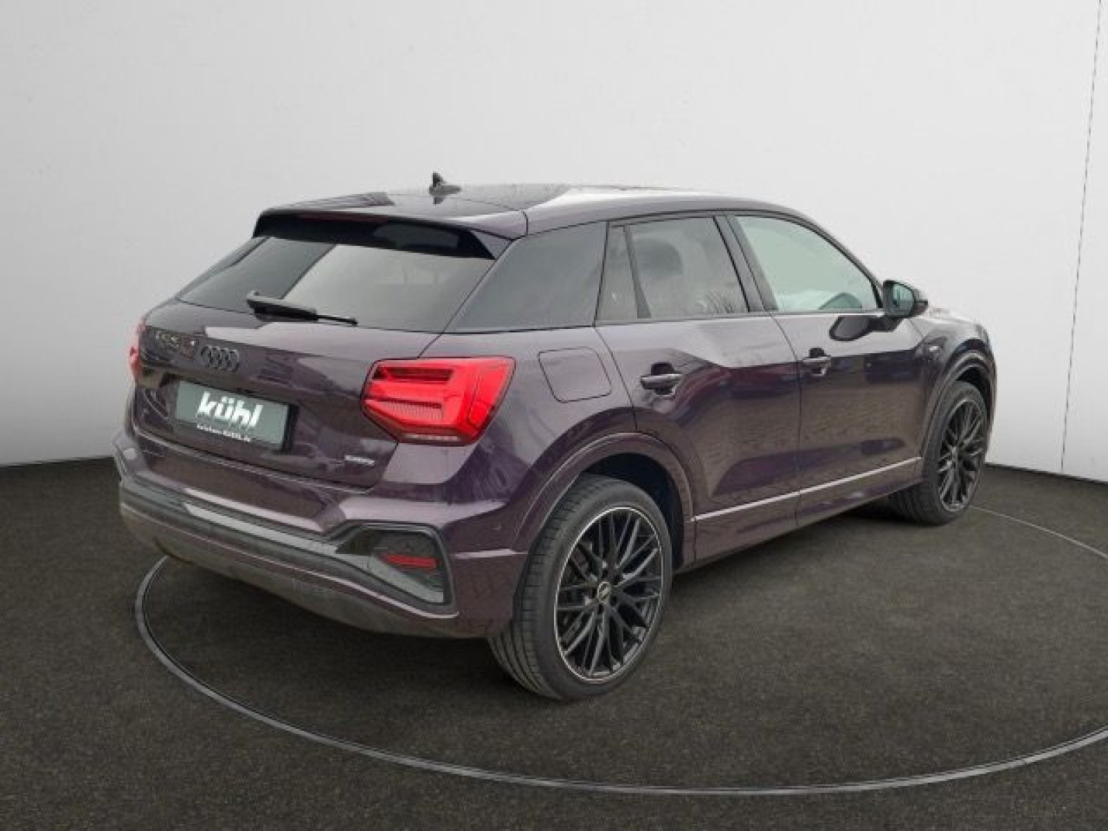 Audi - Q2_6