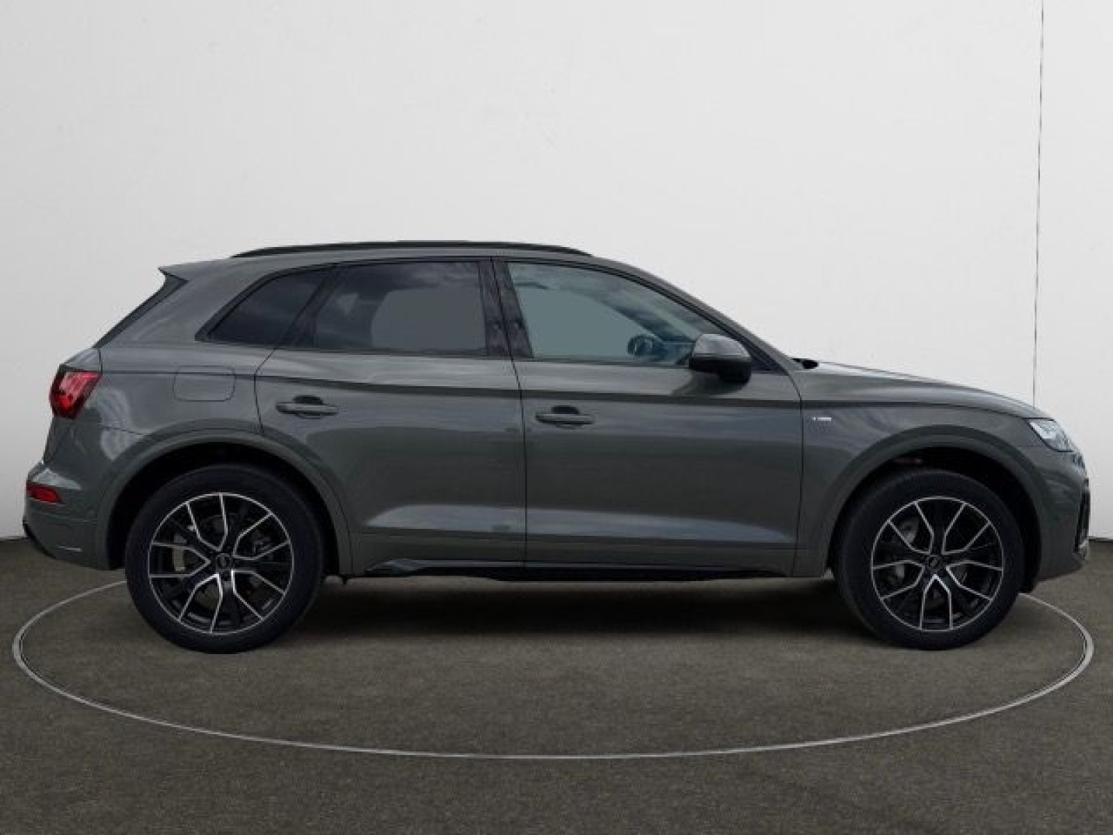 Audi - Q5_7