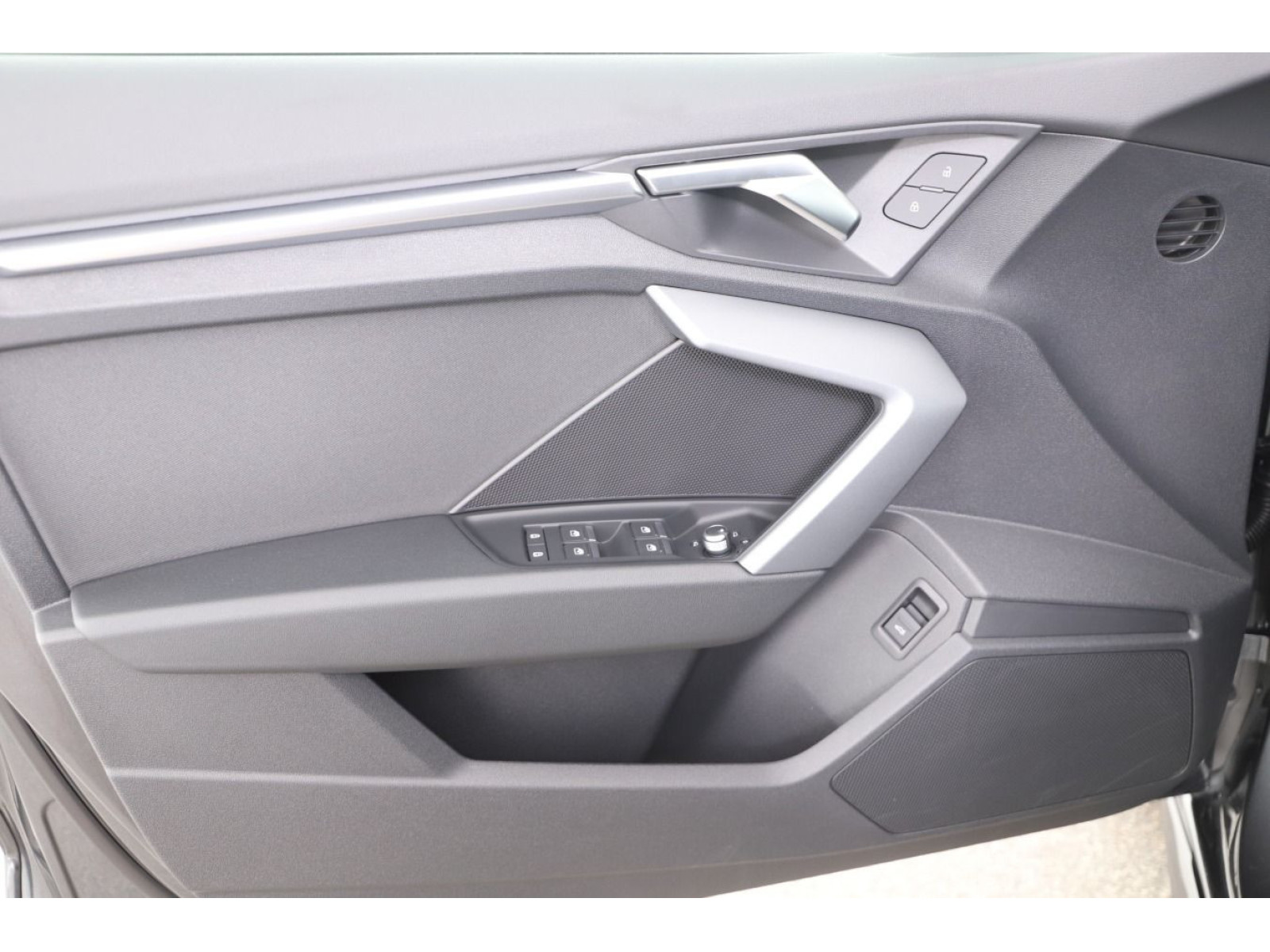 Audi - A3 Limousine_15