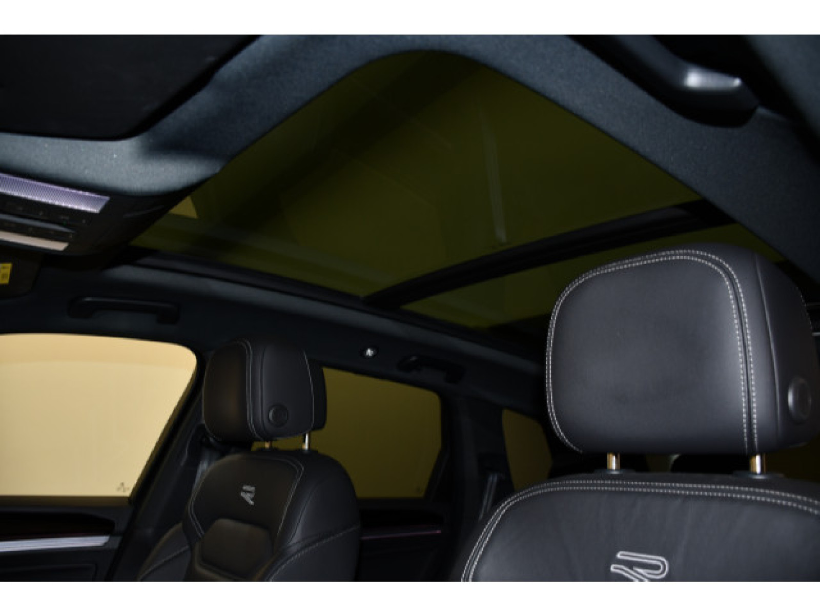 Volkswagen - Touareg_9
