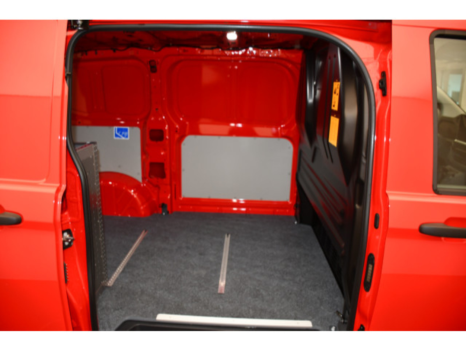Volkswagen - New Transporter_11