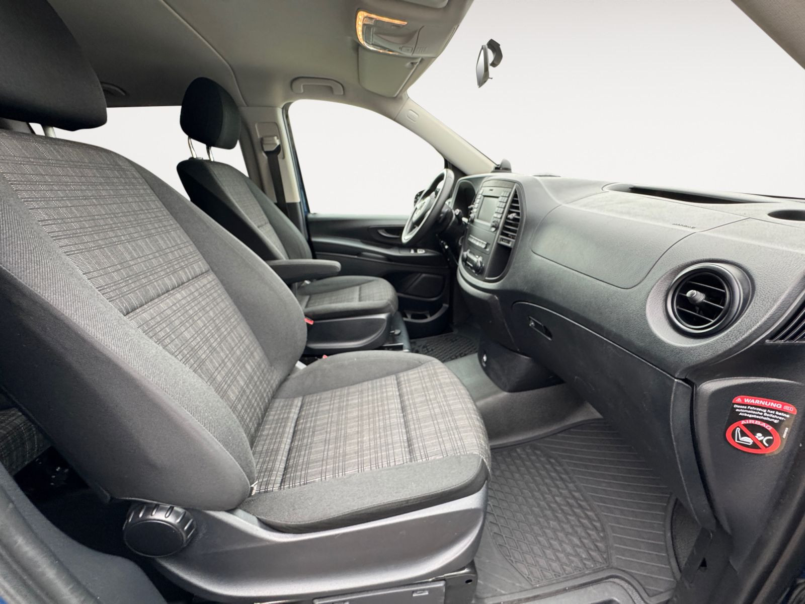 beifahrer-innen beifahrer-innen