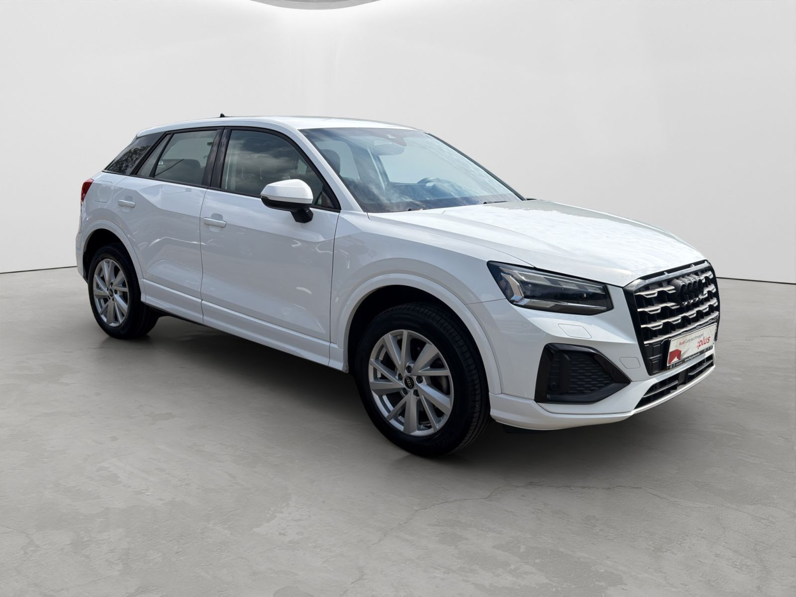 Audi - Q2_8