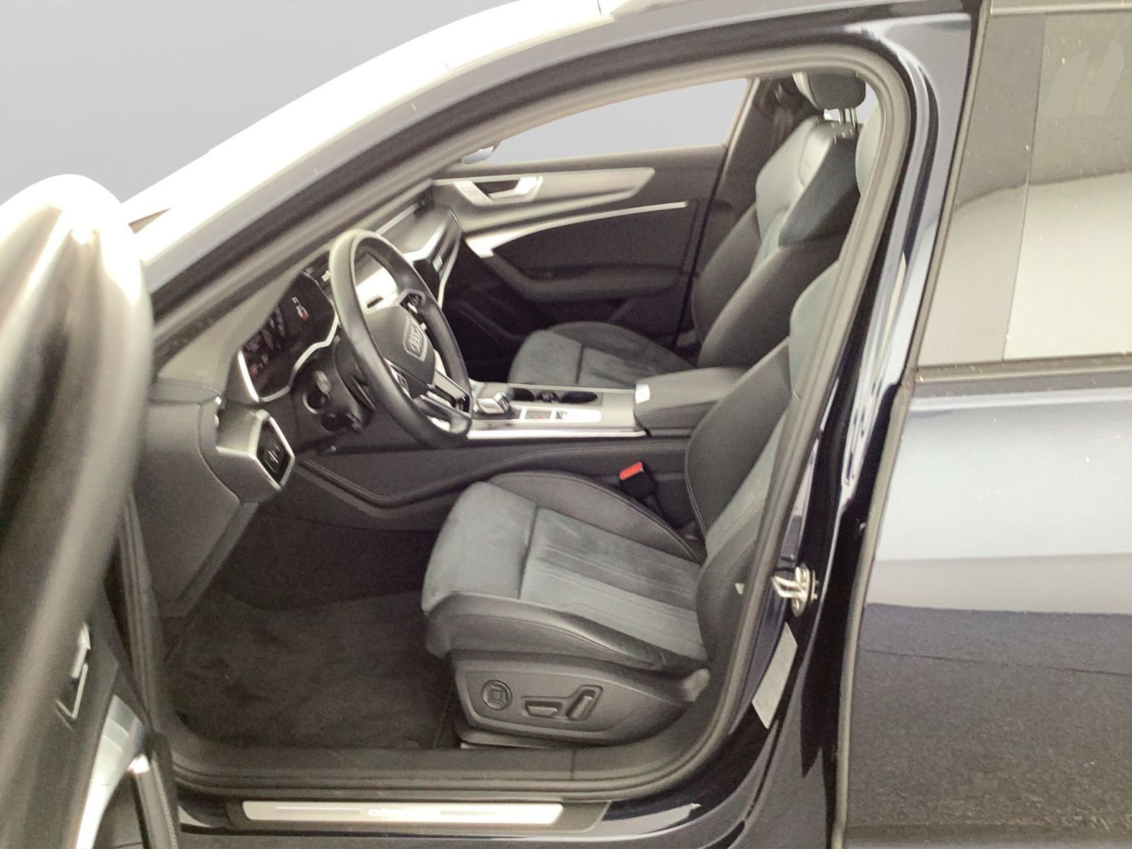 Audi - A6 allroad quattro_9