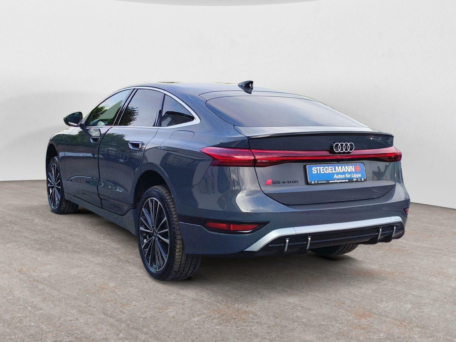 Audi - S6 Sportback e-tron_4
