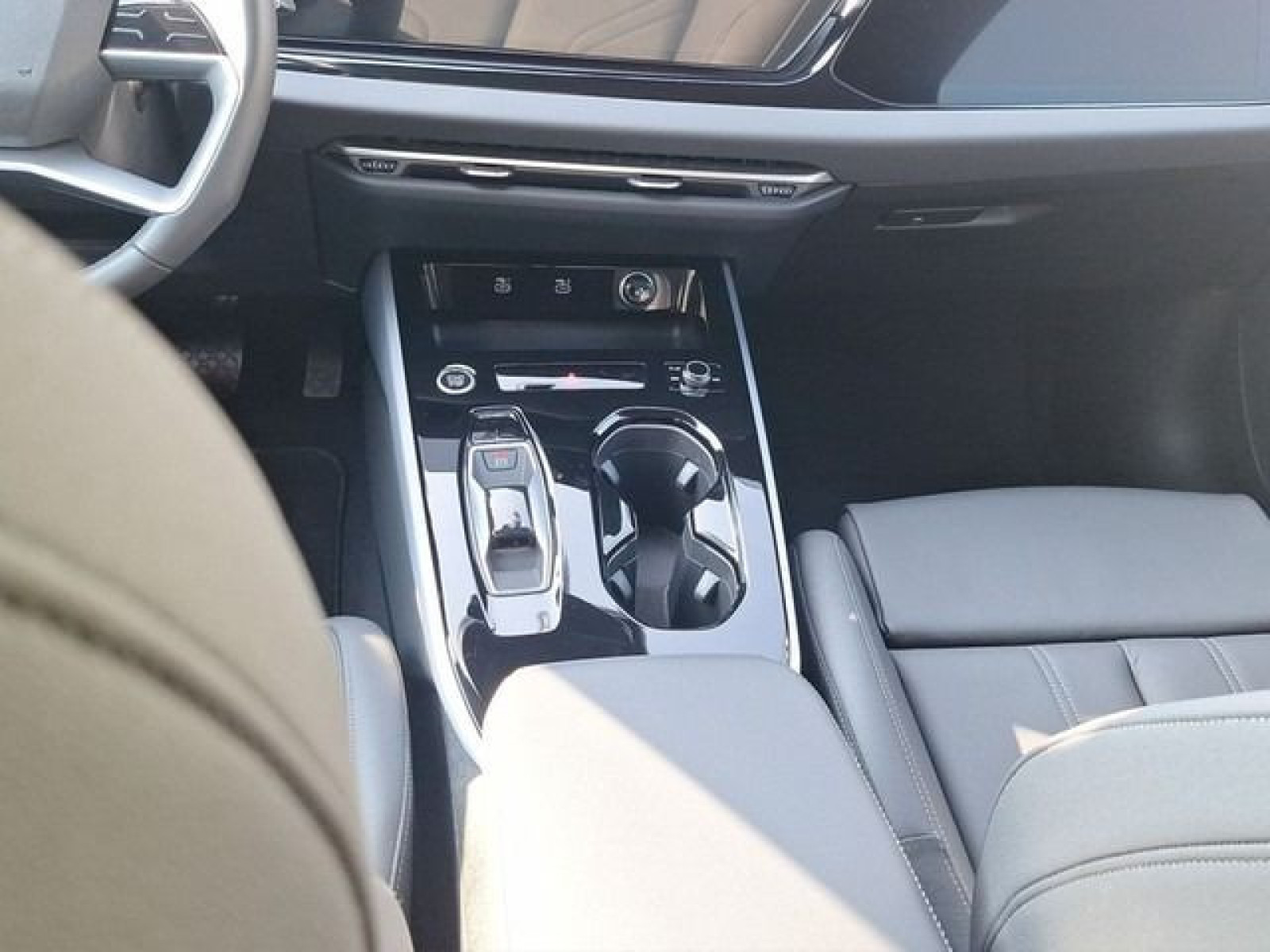 Audi - A5 Limousine_10