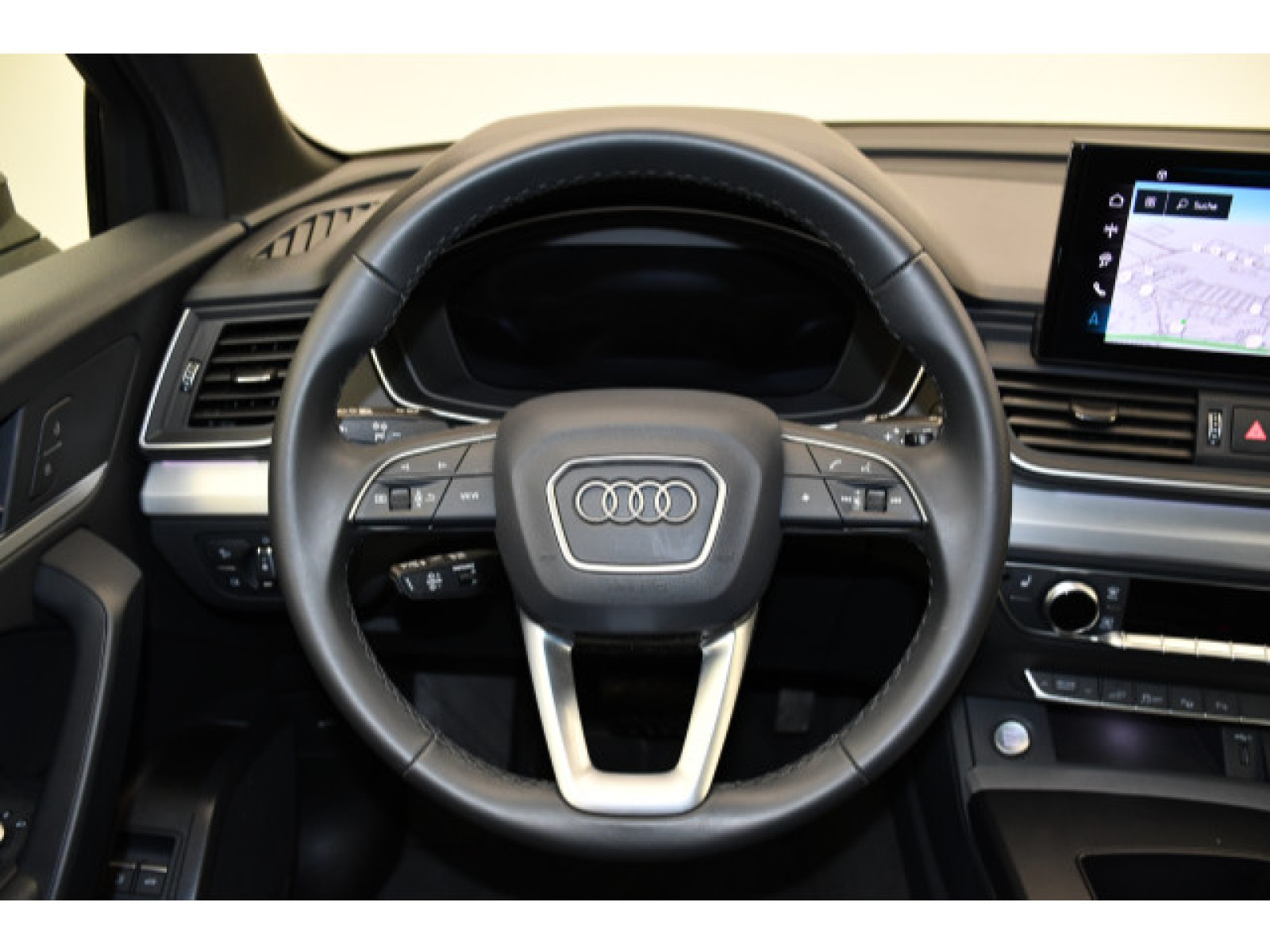Audi - Q5_6