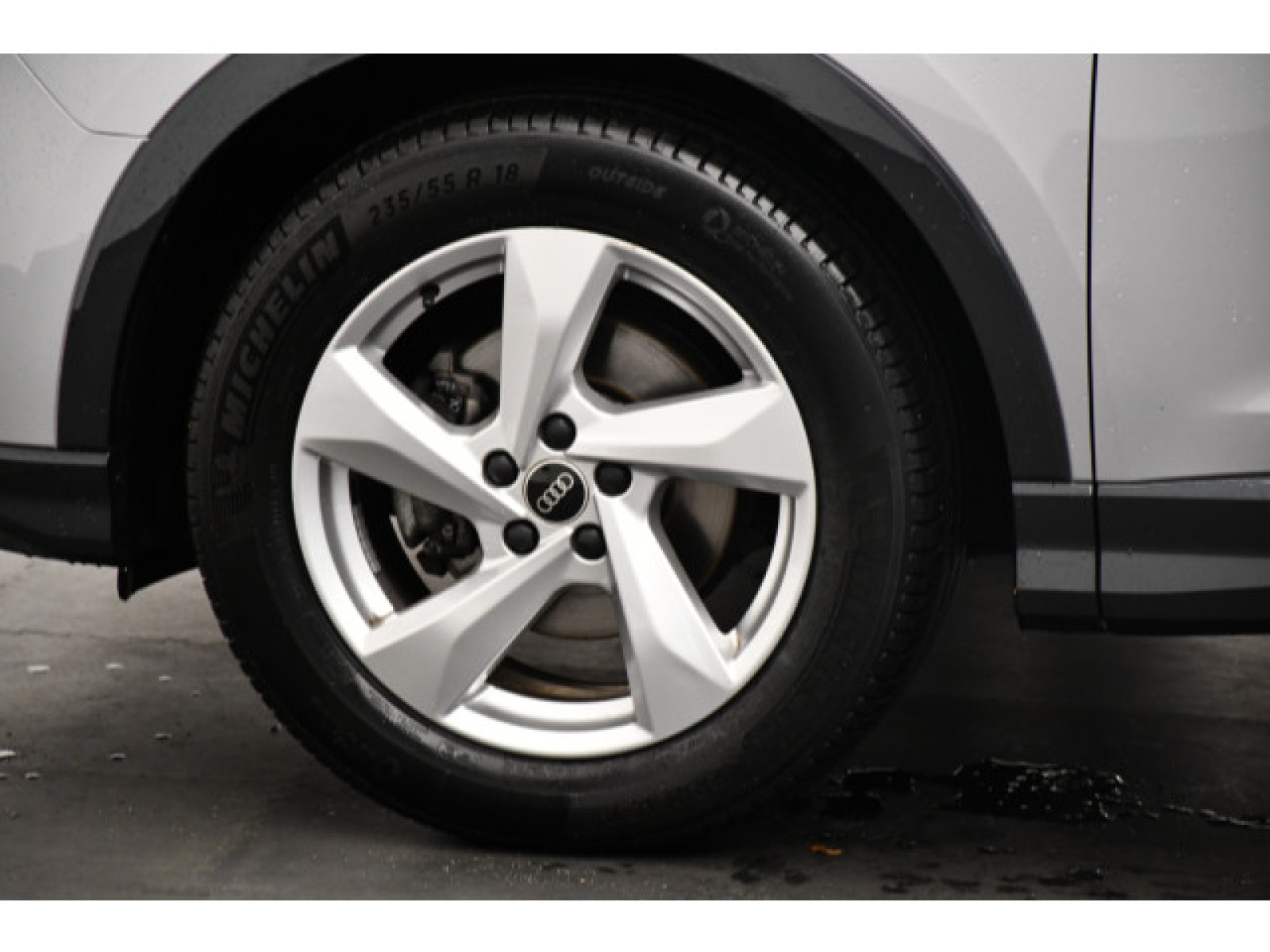 Audi - Q3_14