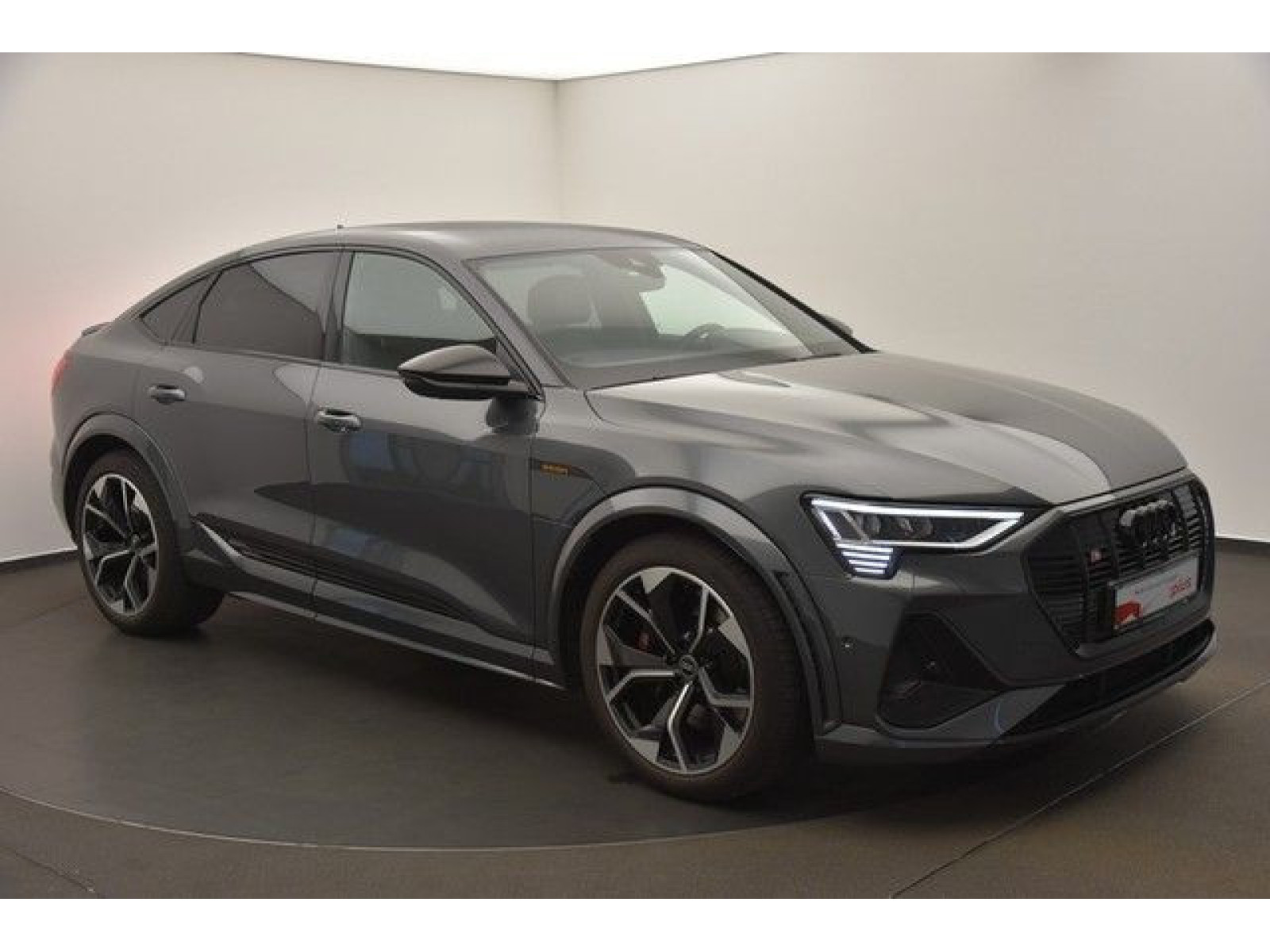 Audi - e-tron S Sportback_15