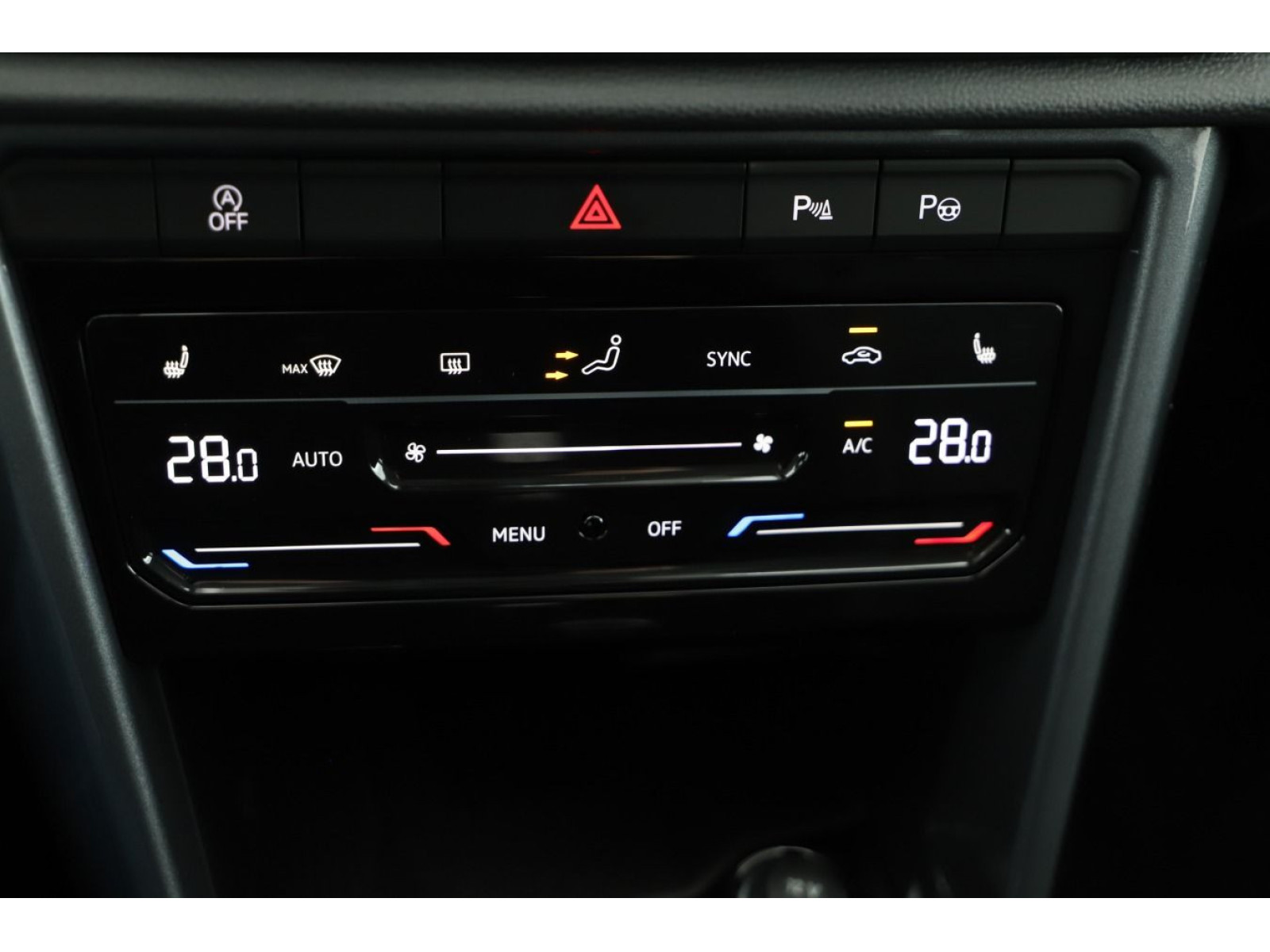 Volkswagen - T-Roc_11