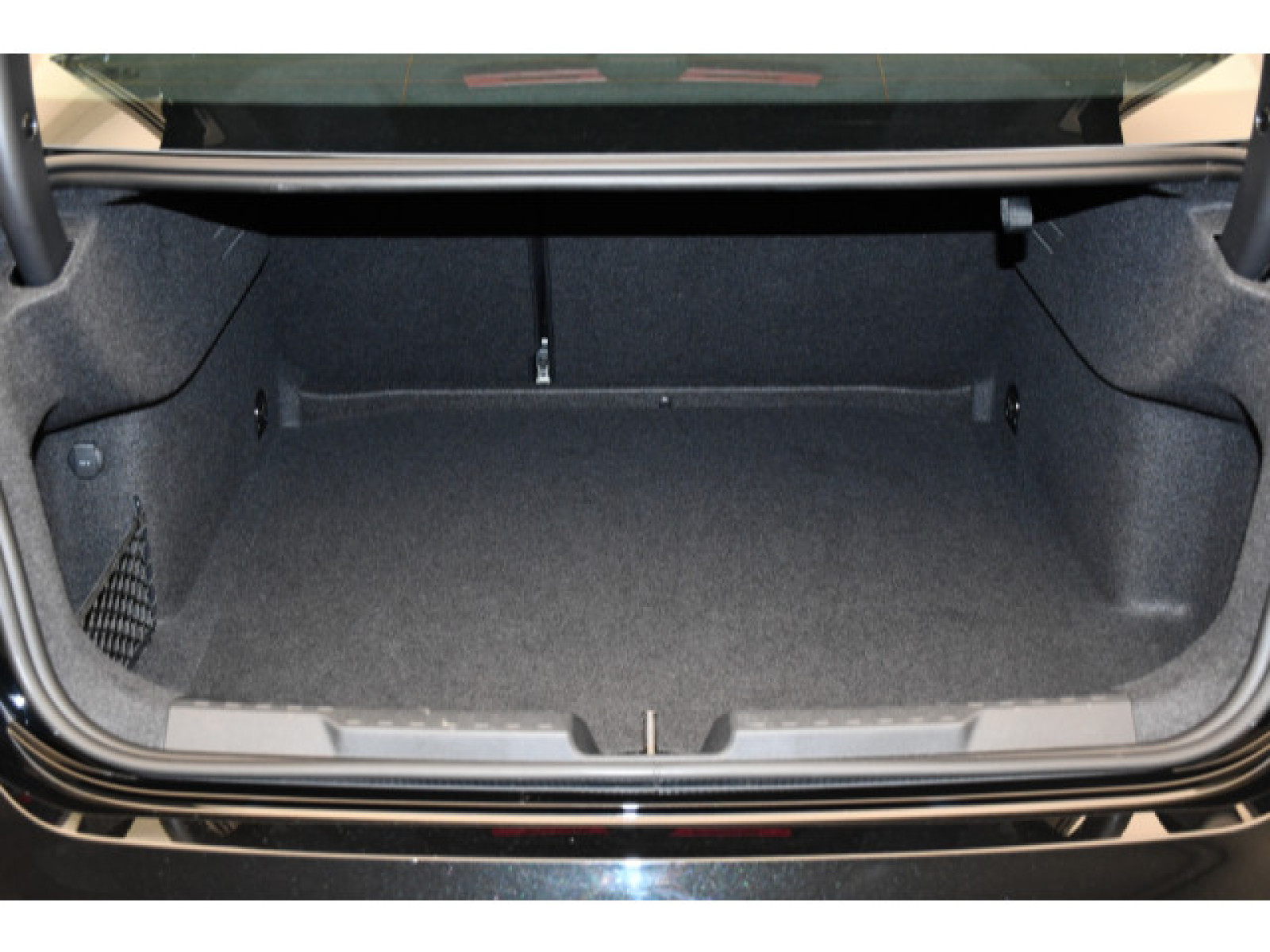Audi - A3 Limousine_11