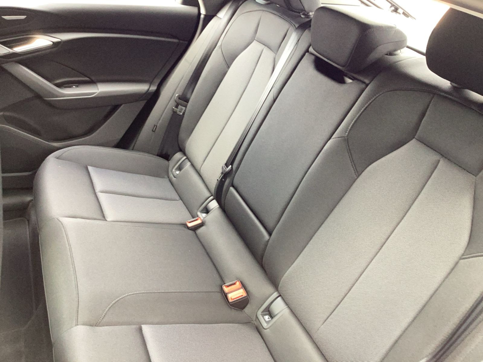 Audi - Q6 Sportback e-tron_17