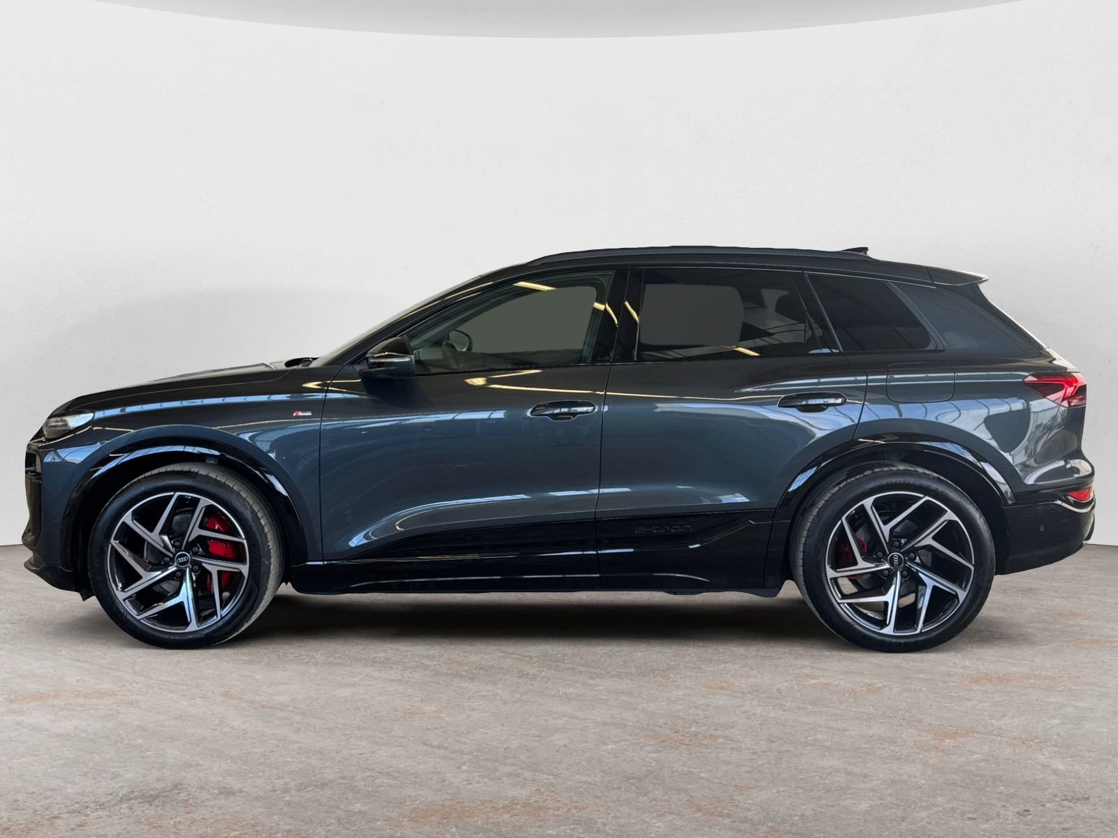 Audi - Q6 e-tron_3