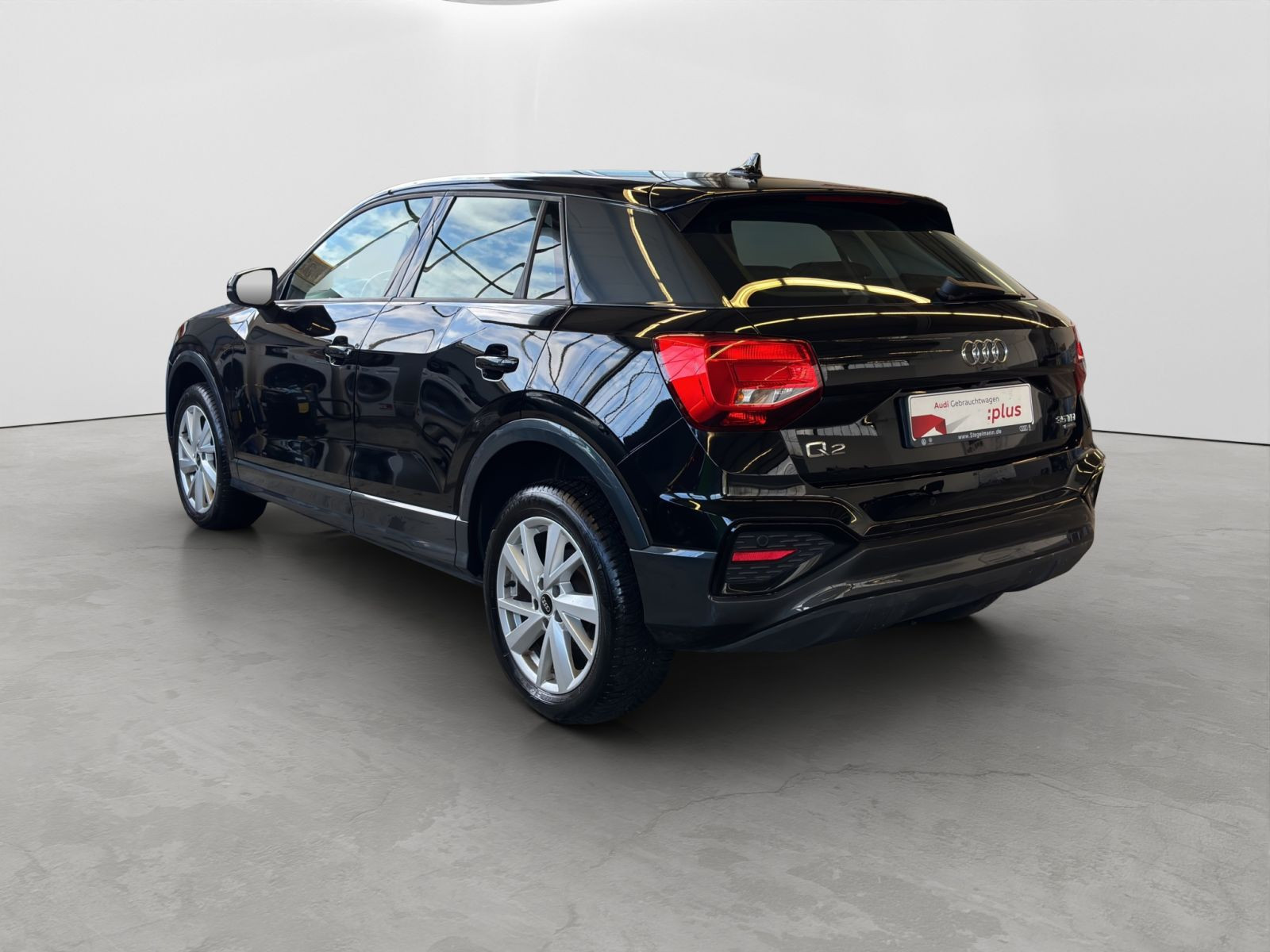 Audi - Q2_4
