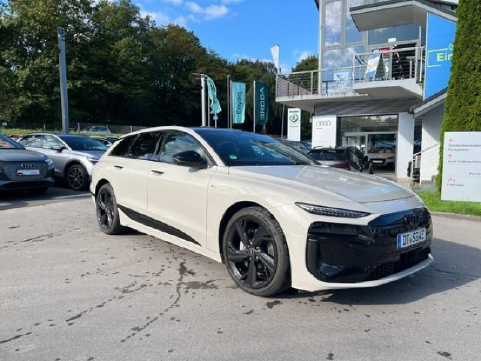 Audi - A6 Avant e-tron_8