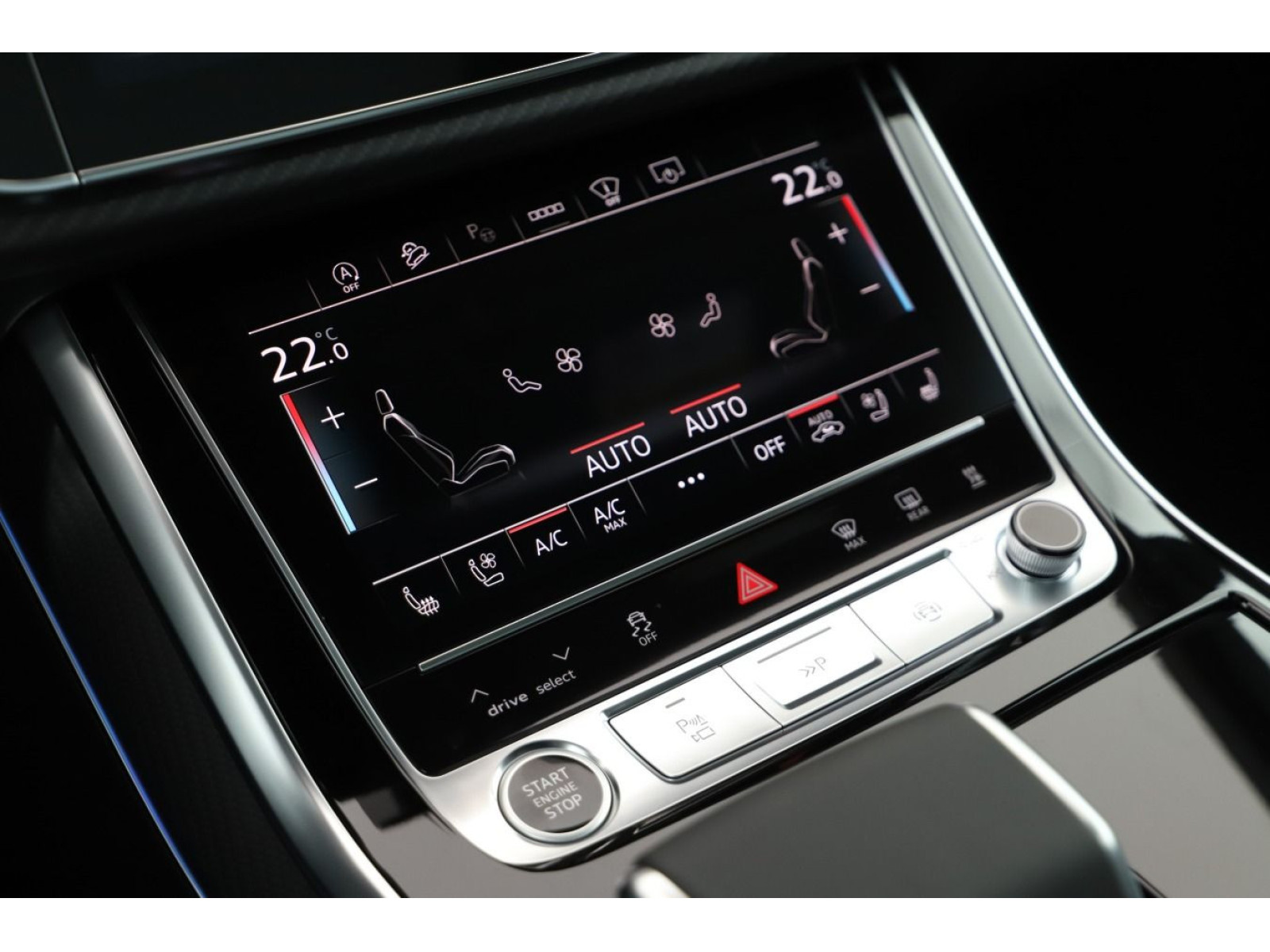 Audi - Q8_14 Audi - Q8_14