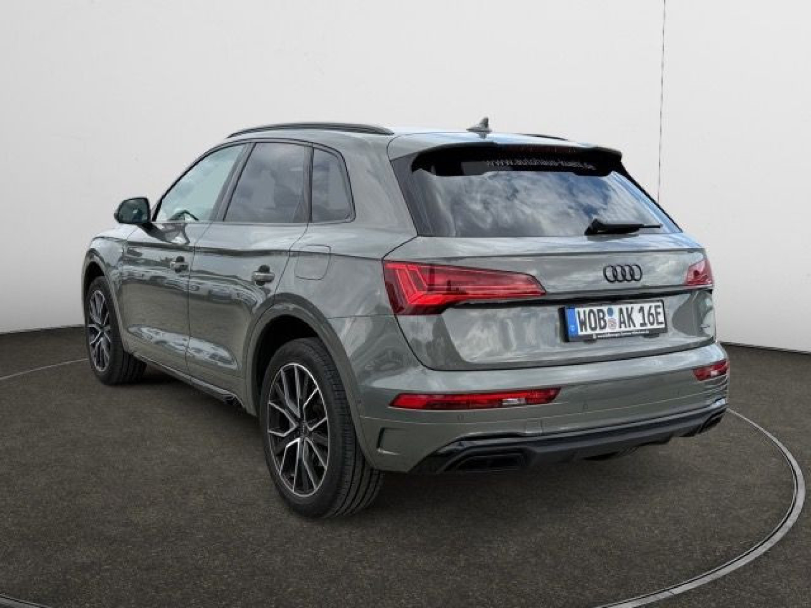 Audi - Q5_4