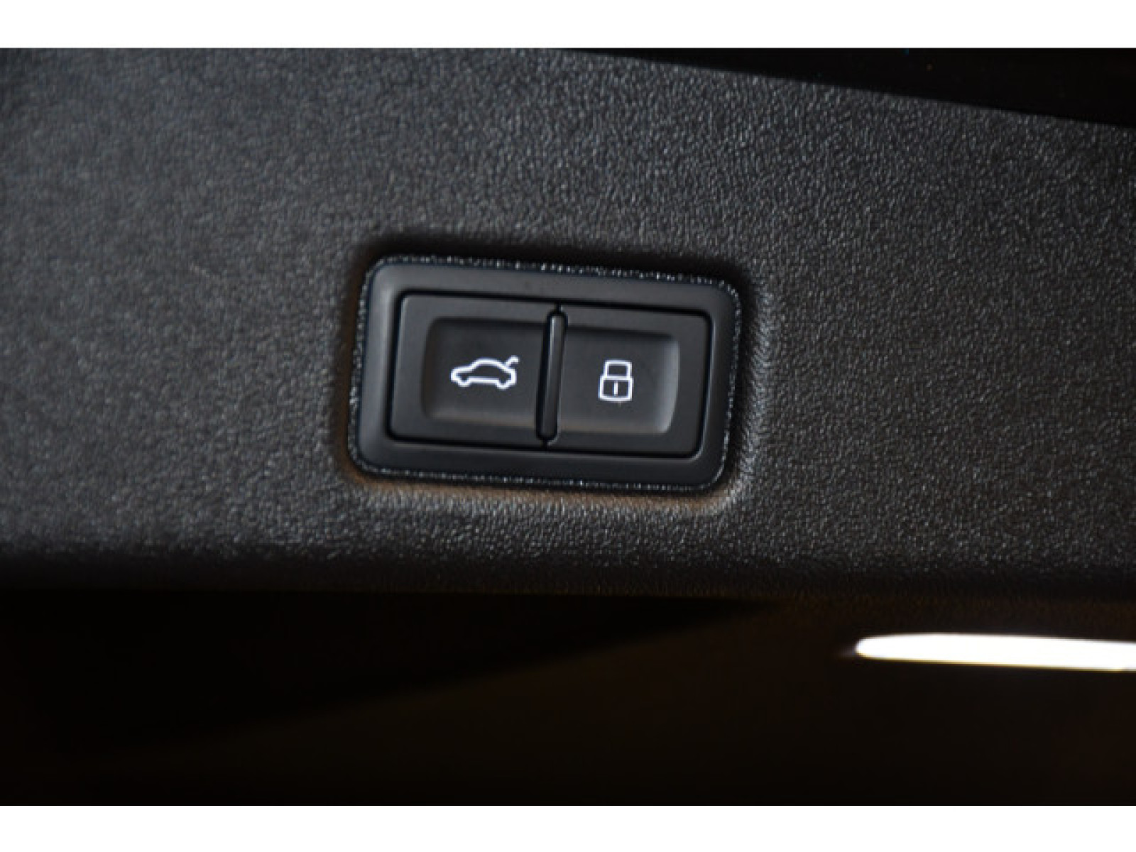 Audi - SQ5_14