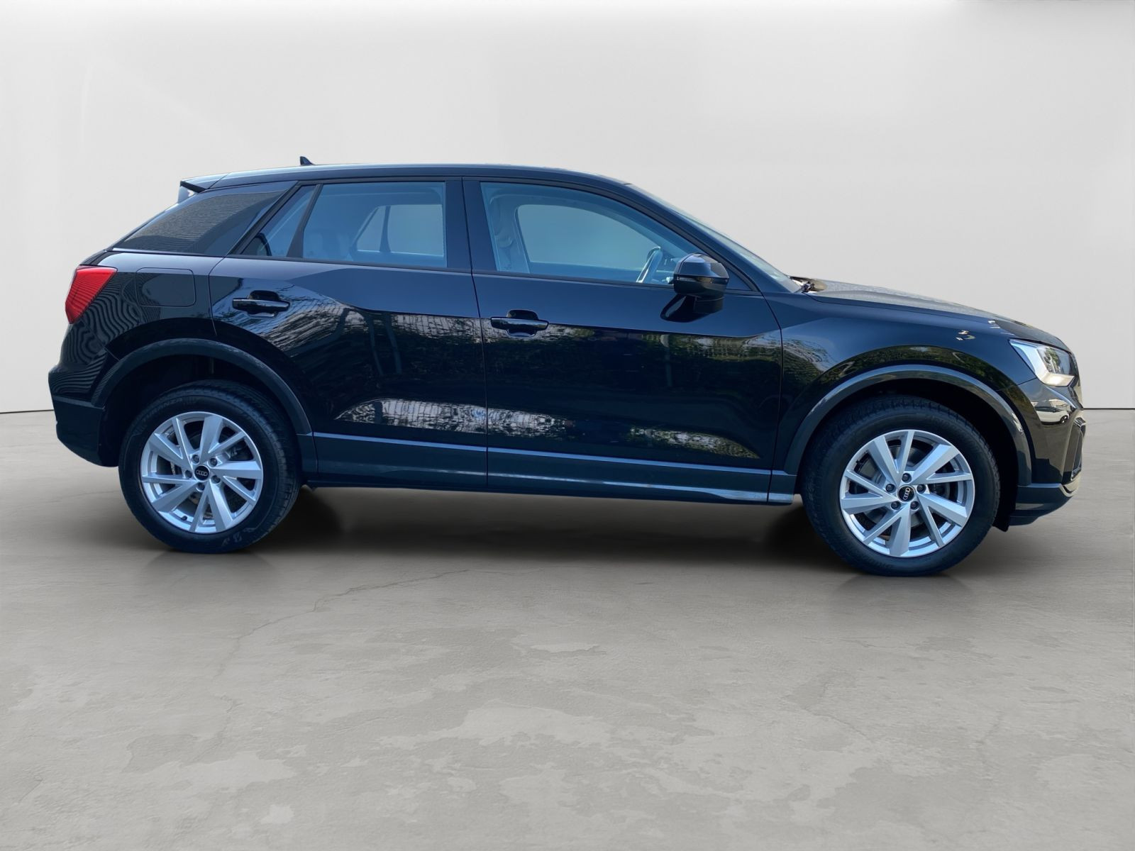 Audi - Q2_7