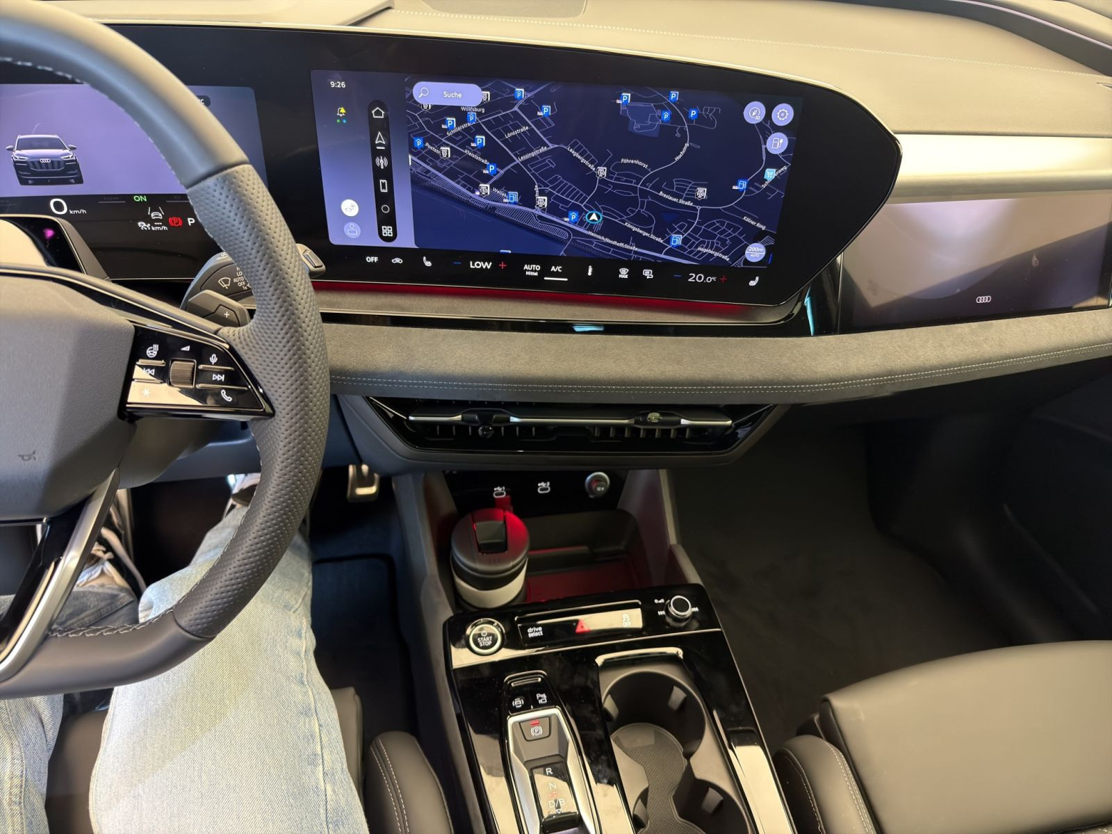 Audi - Q6 e-tron_13