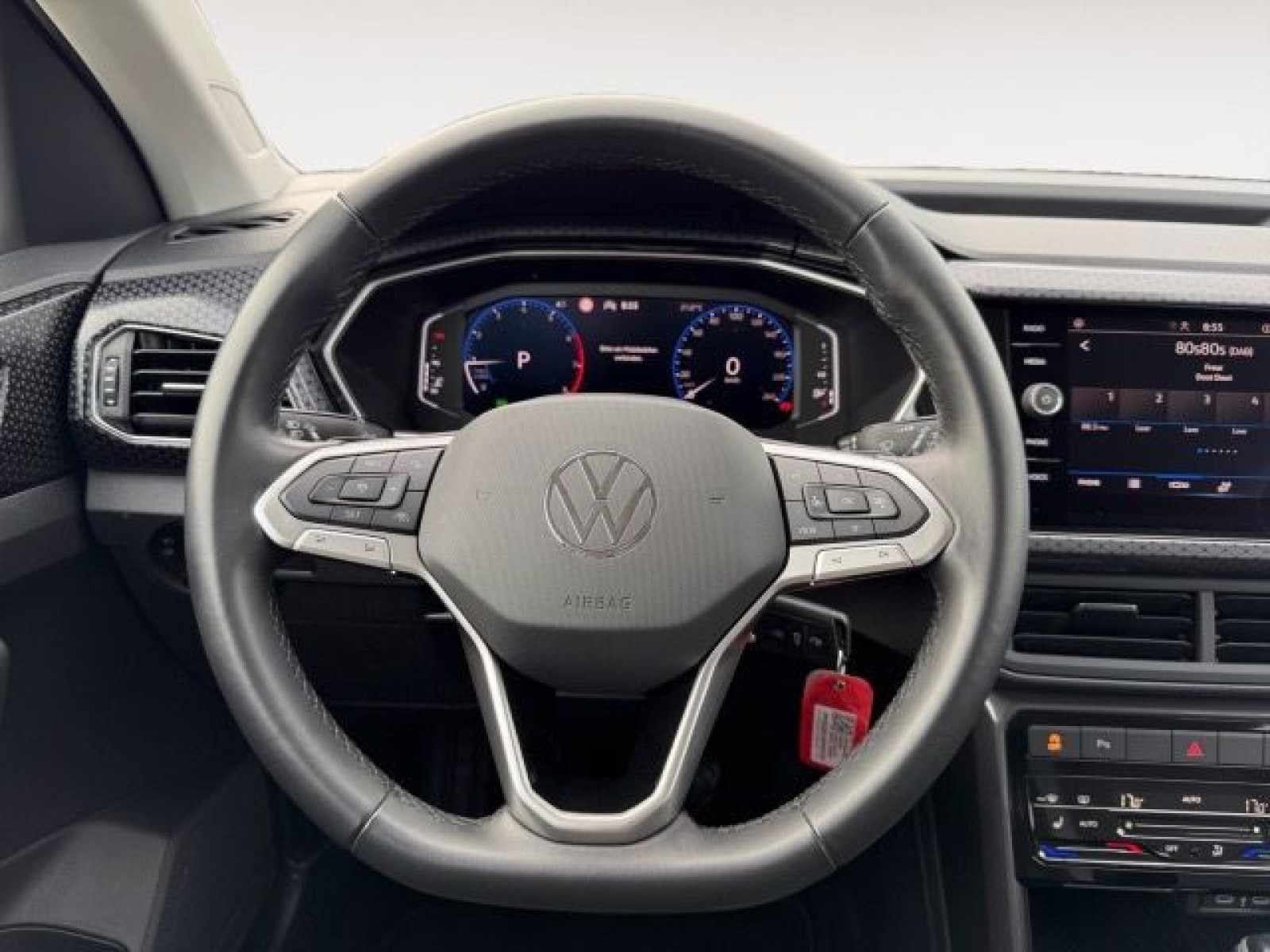 Volkswagen - T-Cross_12
