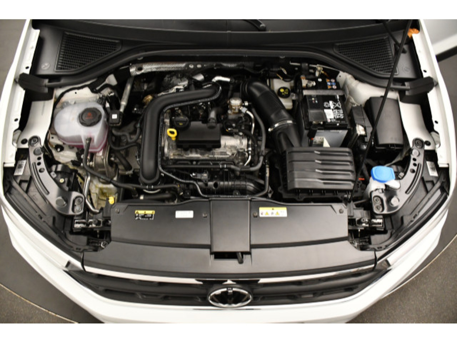 Volkswagen - T-Roc_11