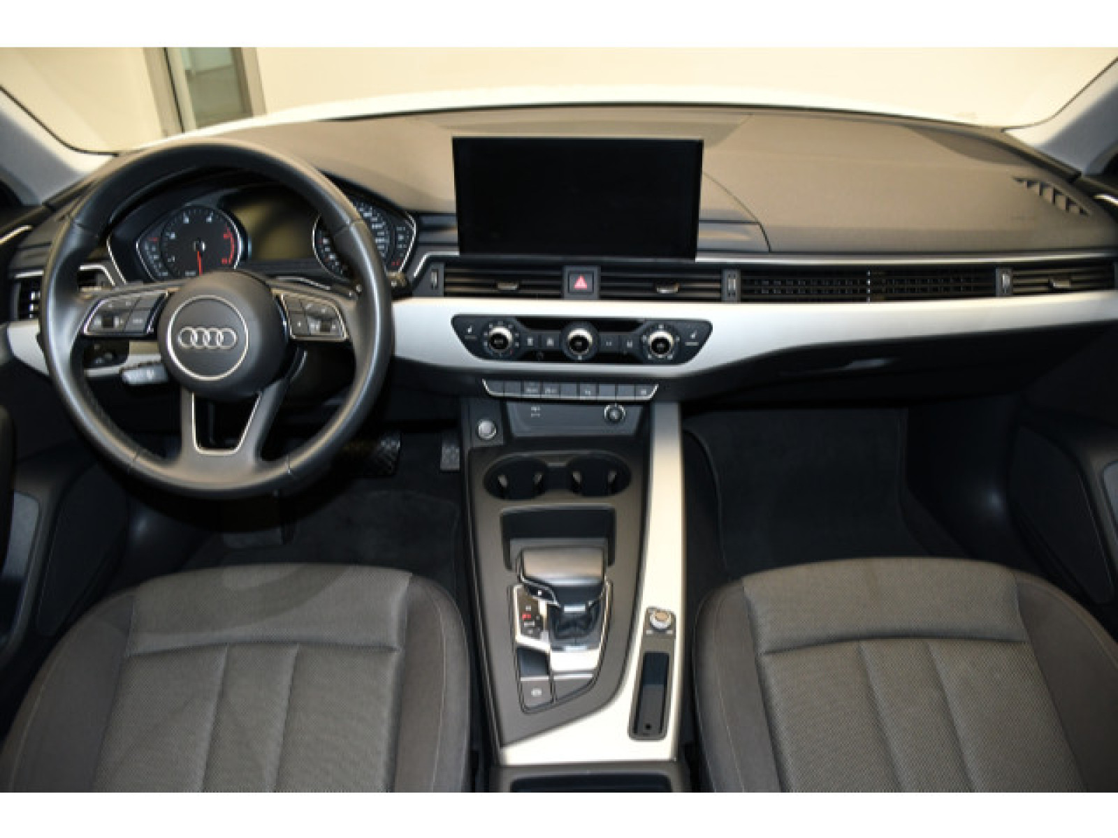 Audi - A4 Avant_4
