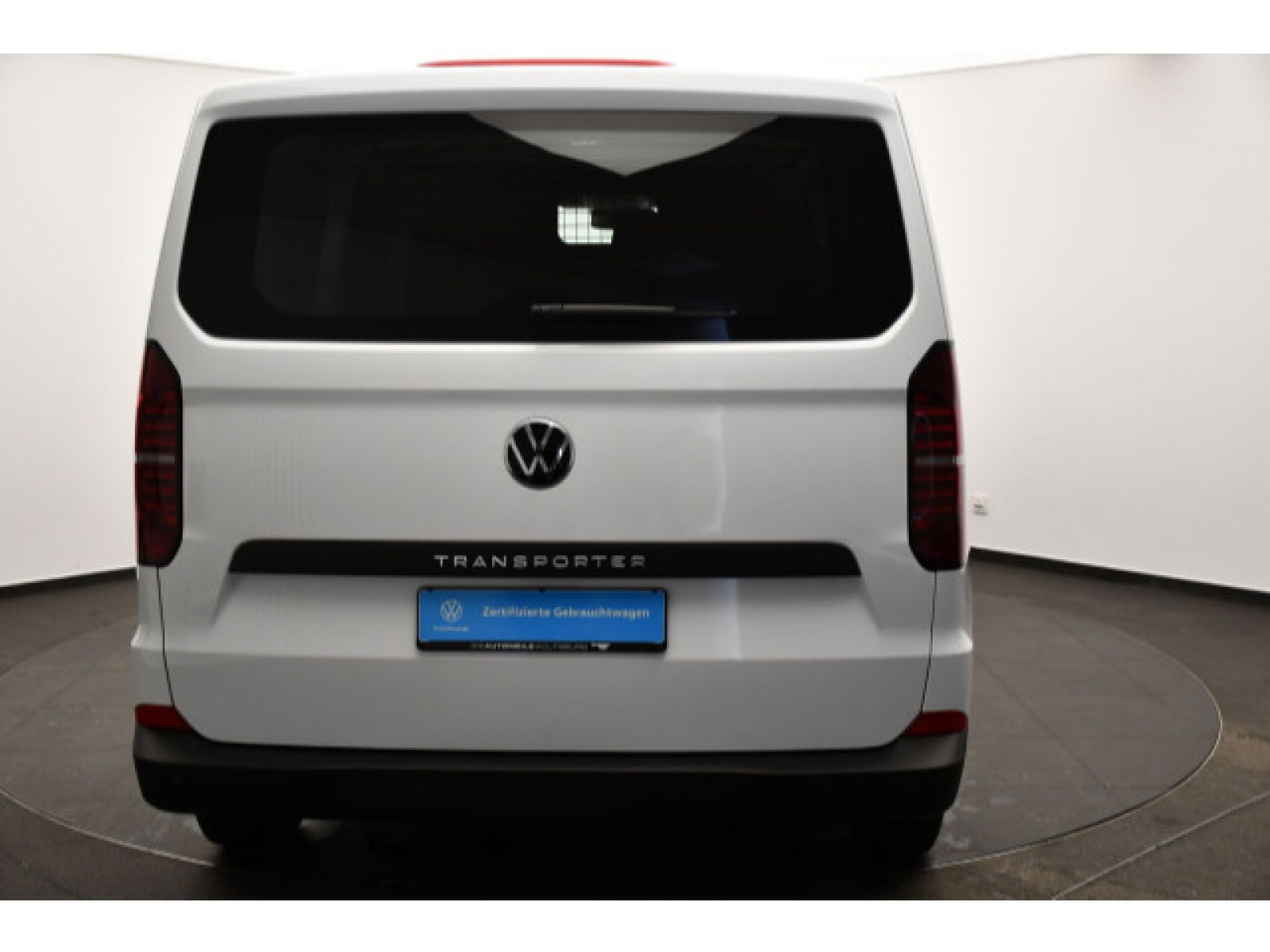 Volkswagen - New Transporter_19