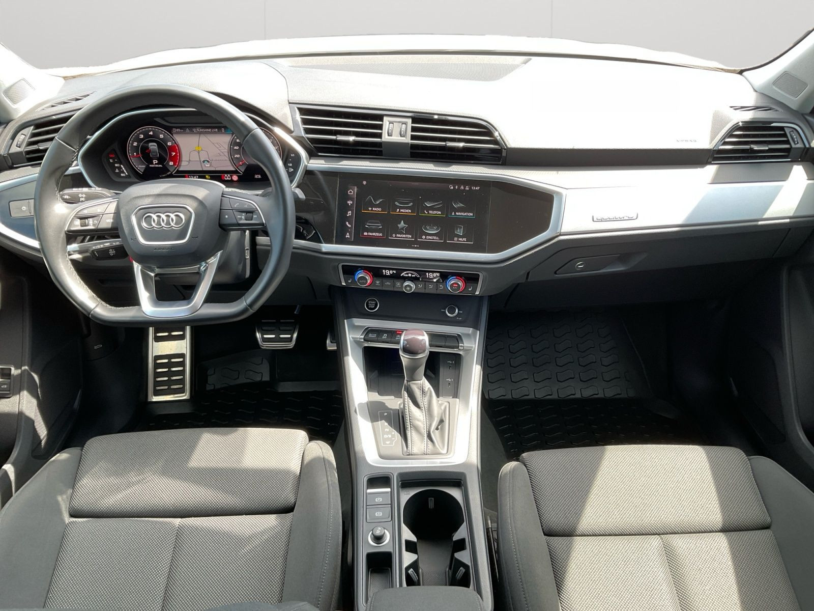 Audi - Q3 Sportback_11