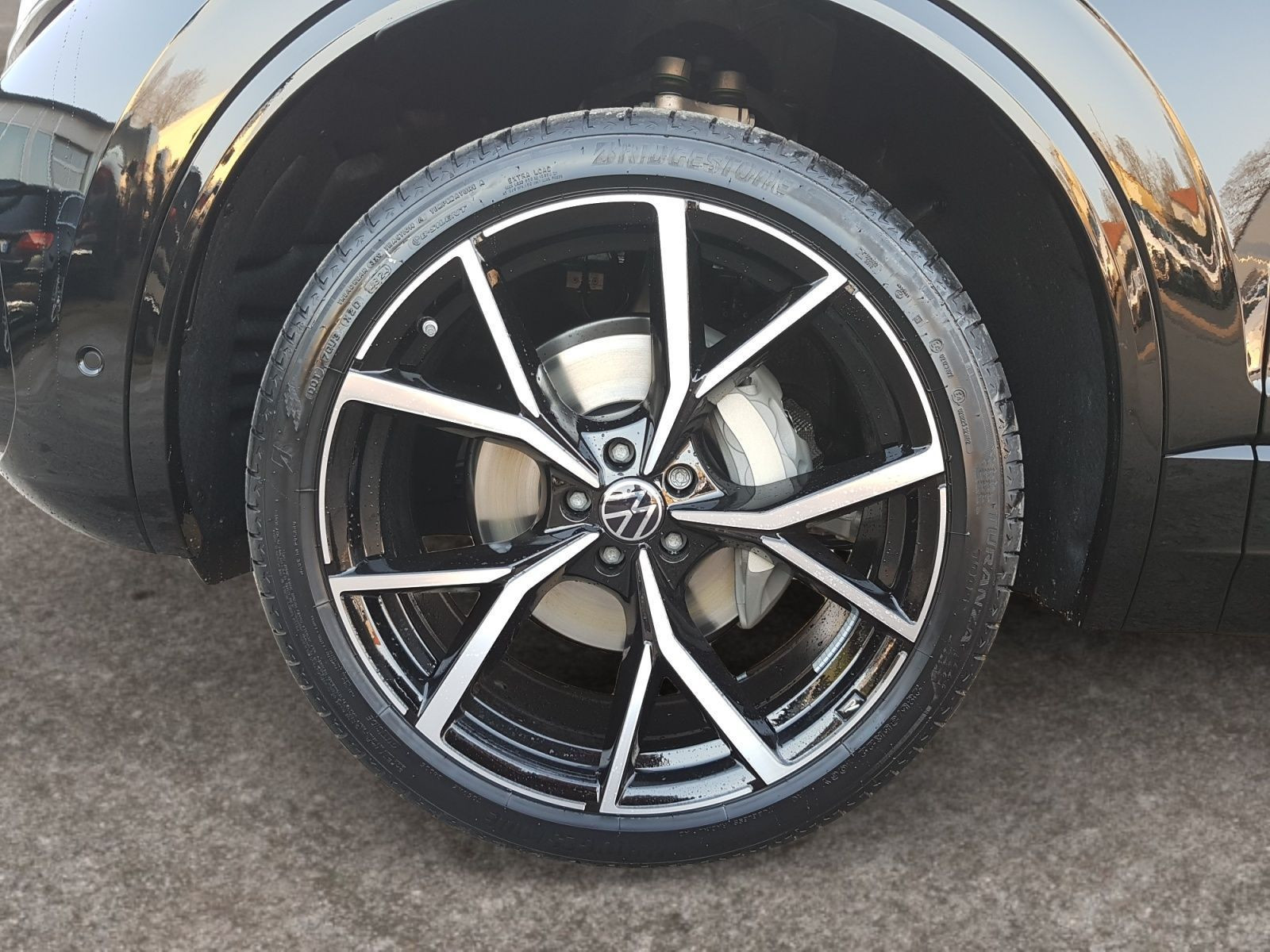 Volkswagen - Touareg_15
